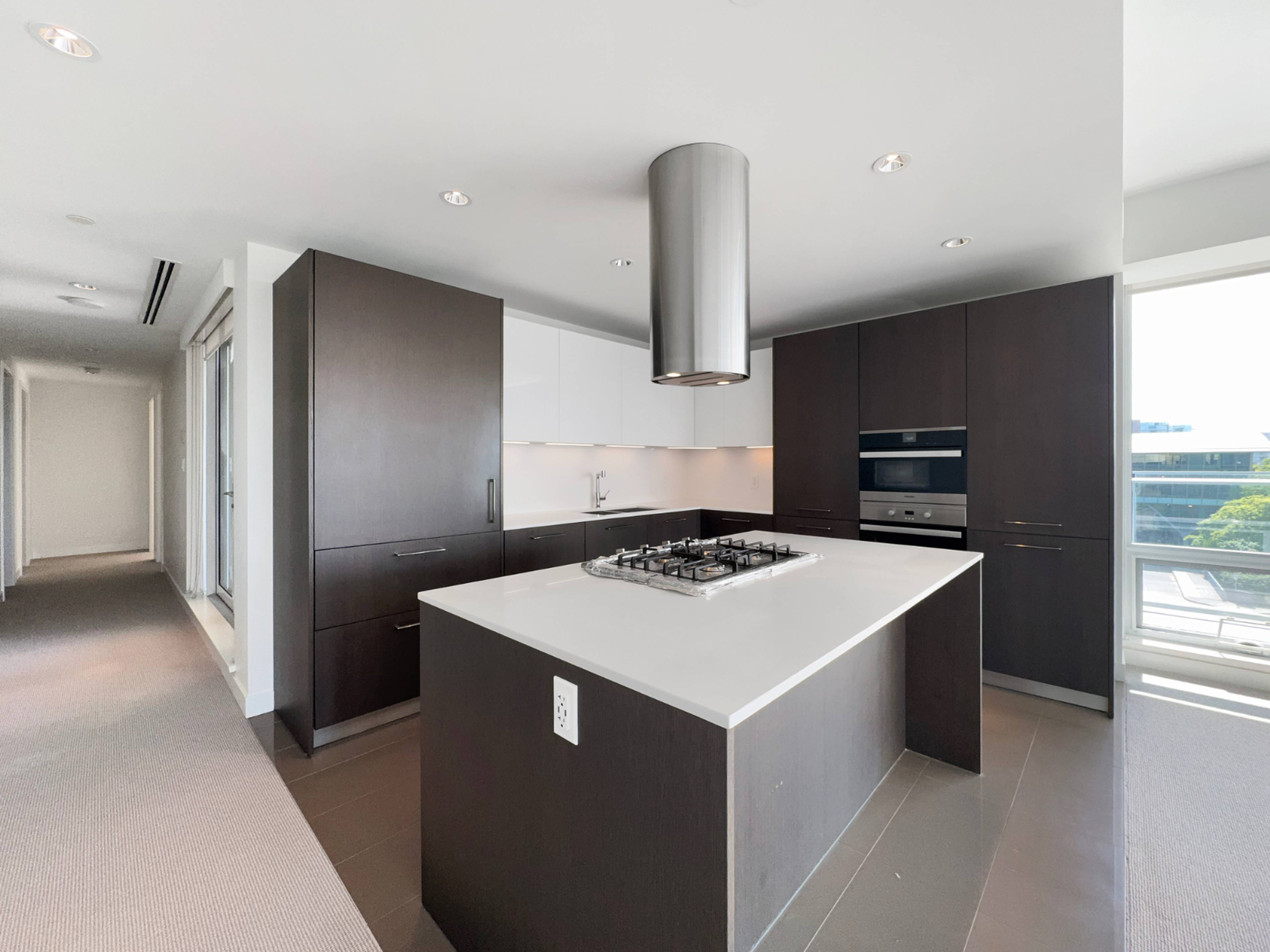 3 室  · 3 卫 for rent $6,500 / 月