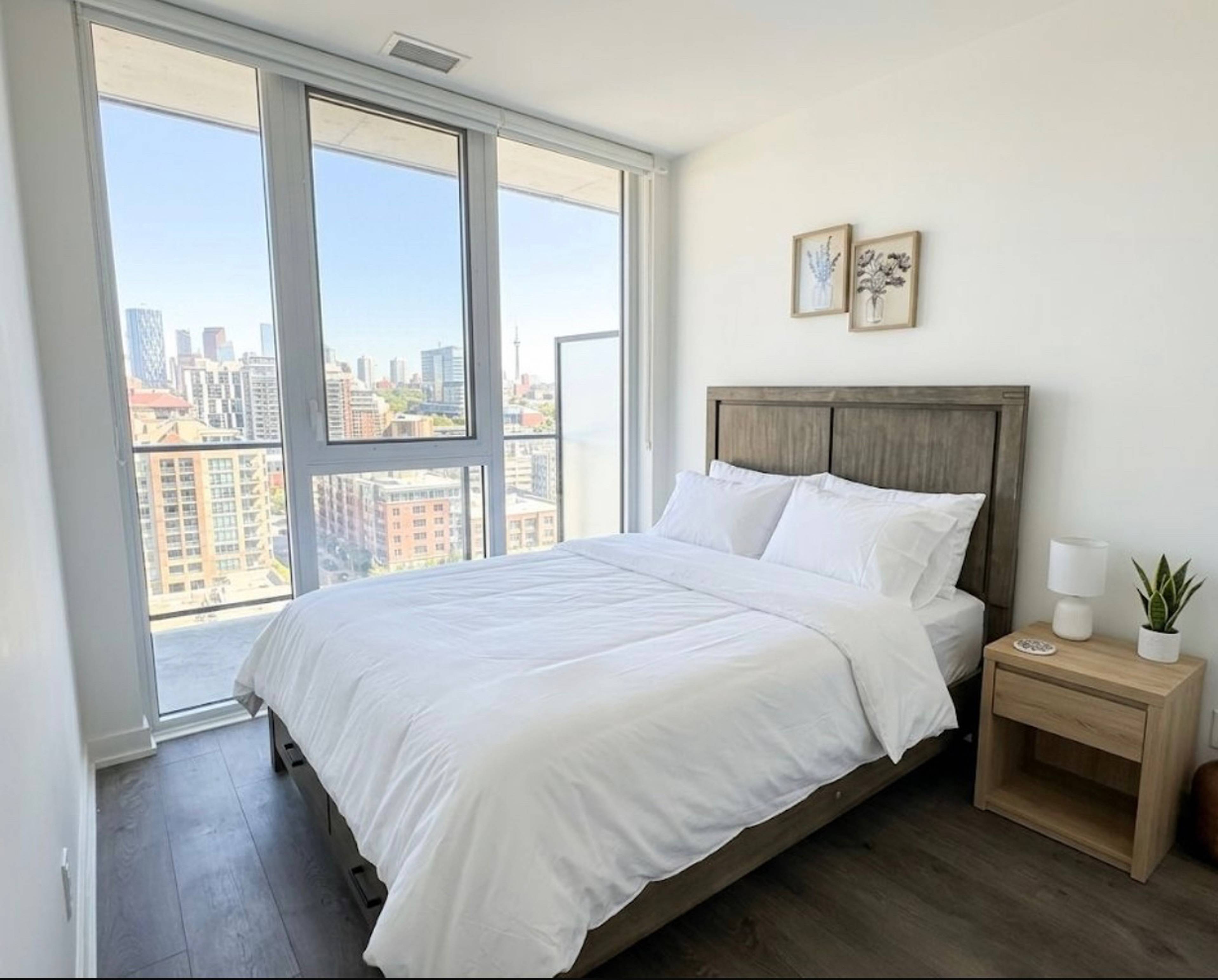 1 Bed  · 1 Bath for rent $2,900 / single payment