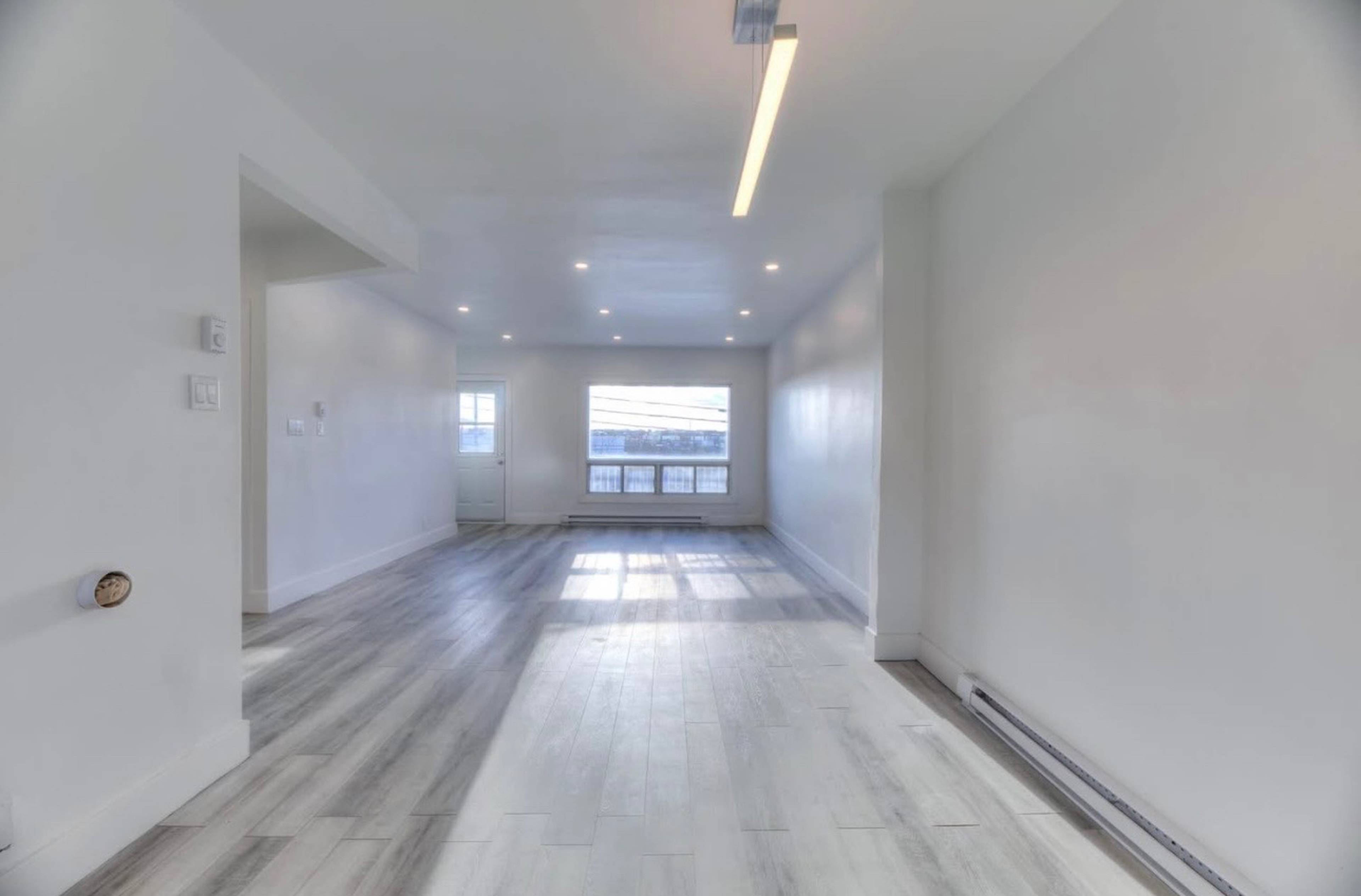 3 Bed  · 1 Bath for rent $2,274 / month