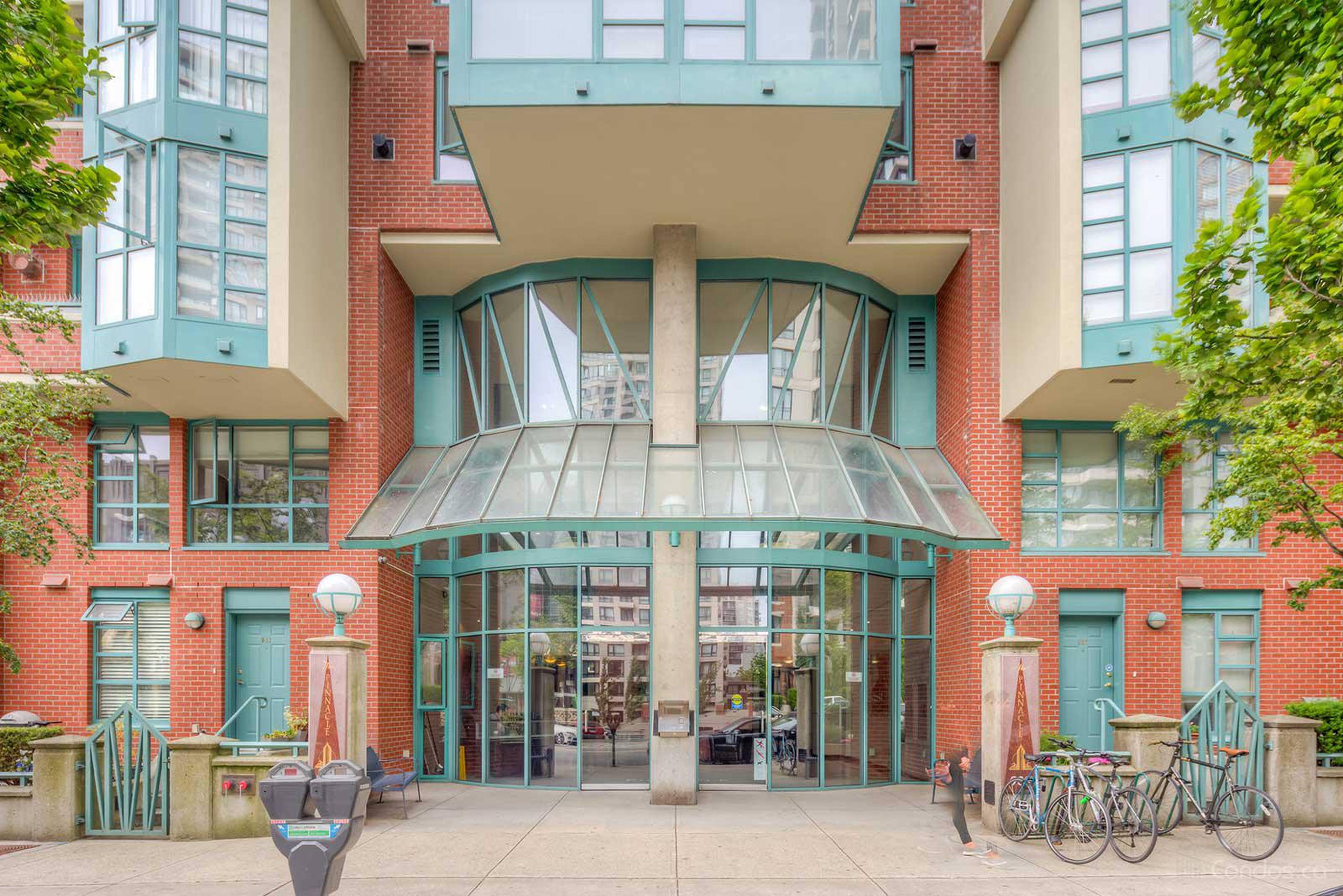 1 Bed  · 1 Bath for rent $2,400 / month