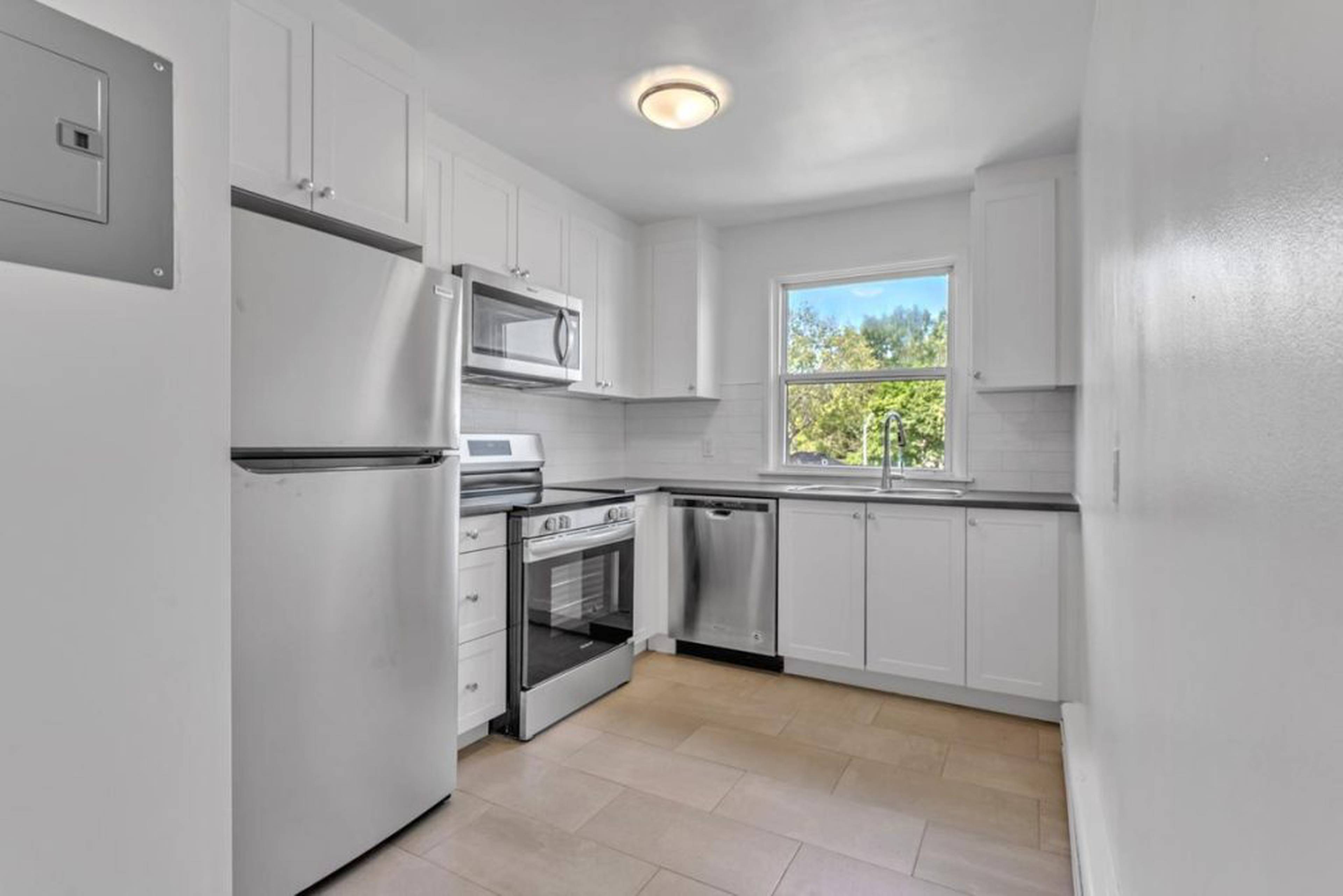 2 Bed  · 1 Bath for rent $1,843 / month