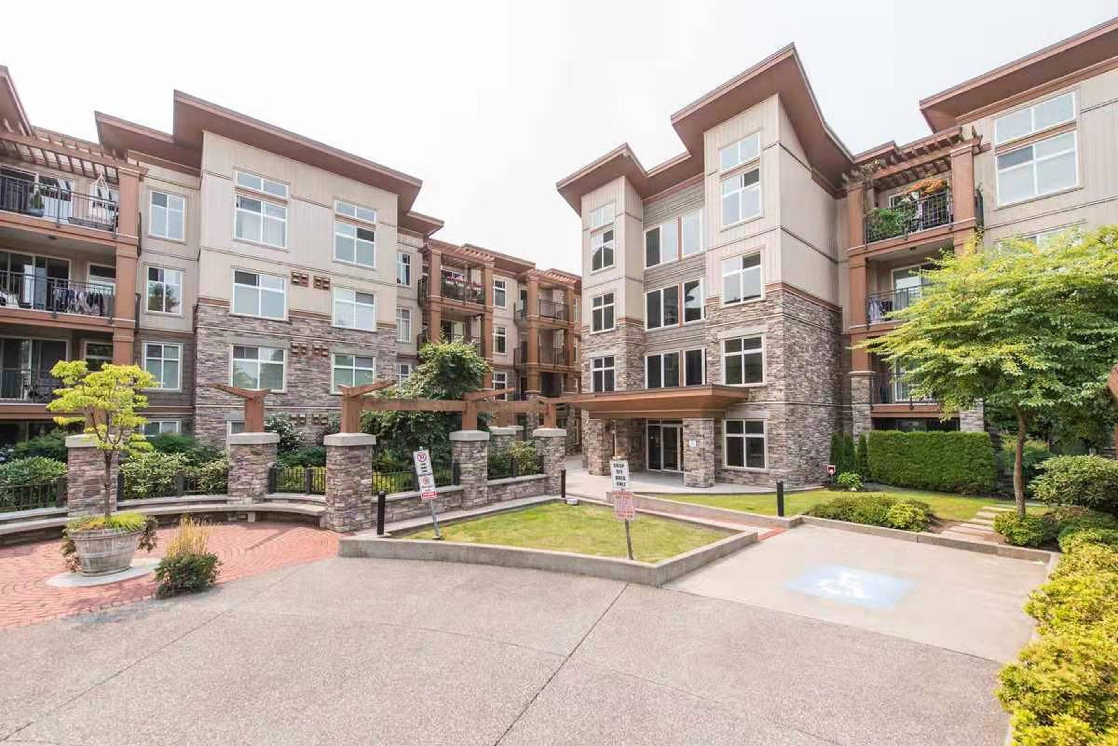 2 Bed  · 1 Bath for rent $1,880 / month