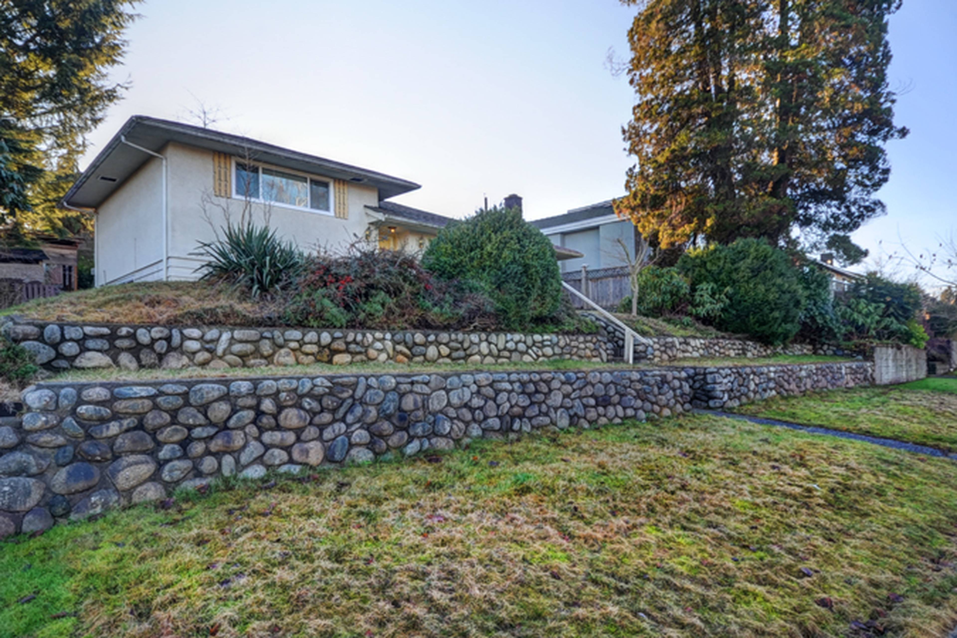 3 Bed  · 2 Bath for rent $3,450 / month