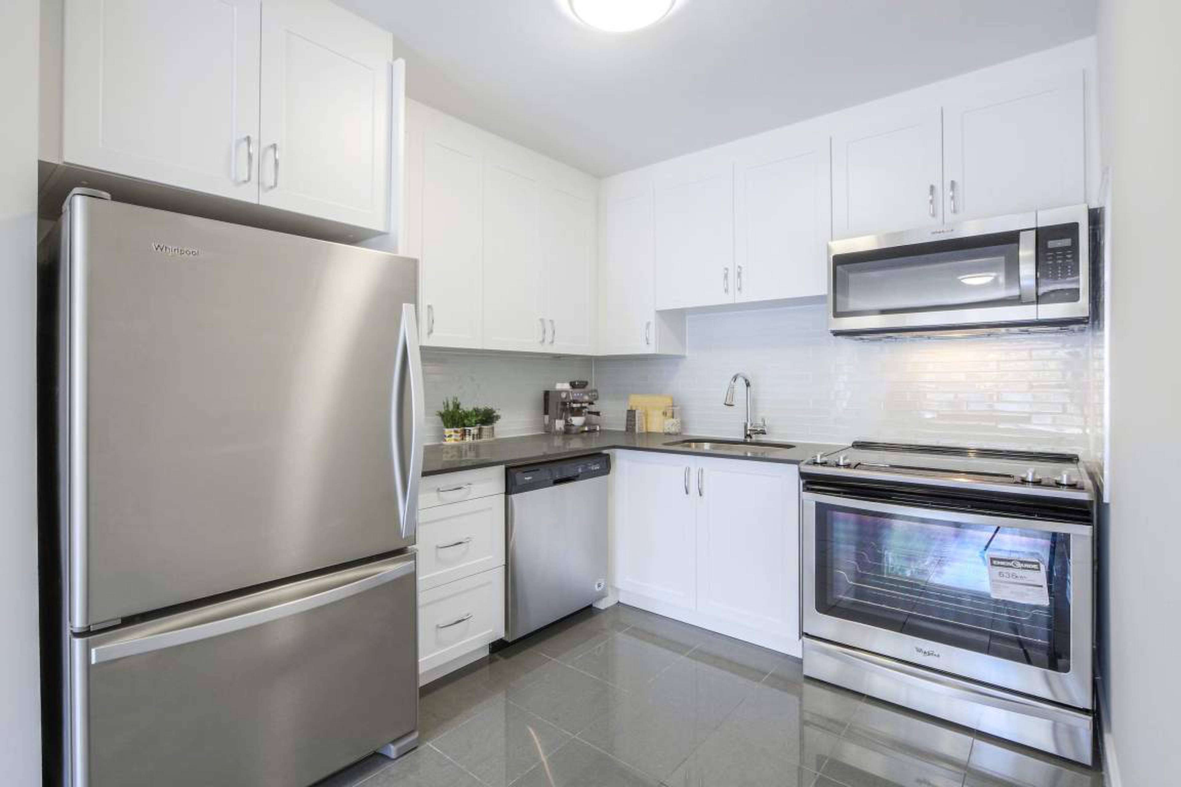 2 Bed  · 1 Bath for rent $2,132 / month
