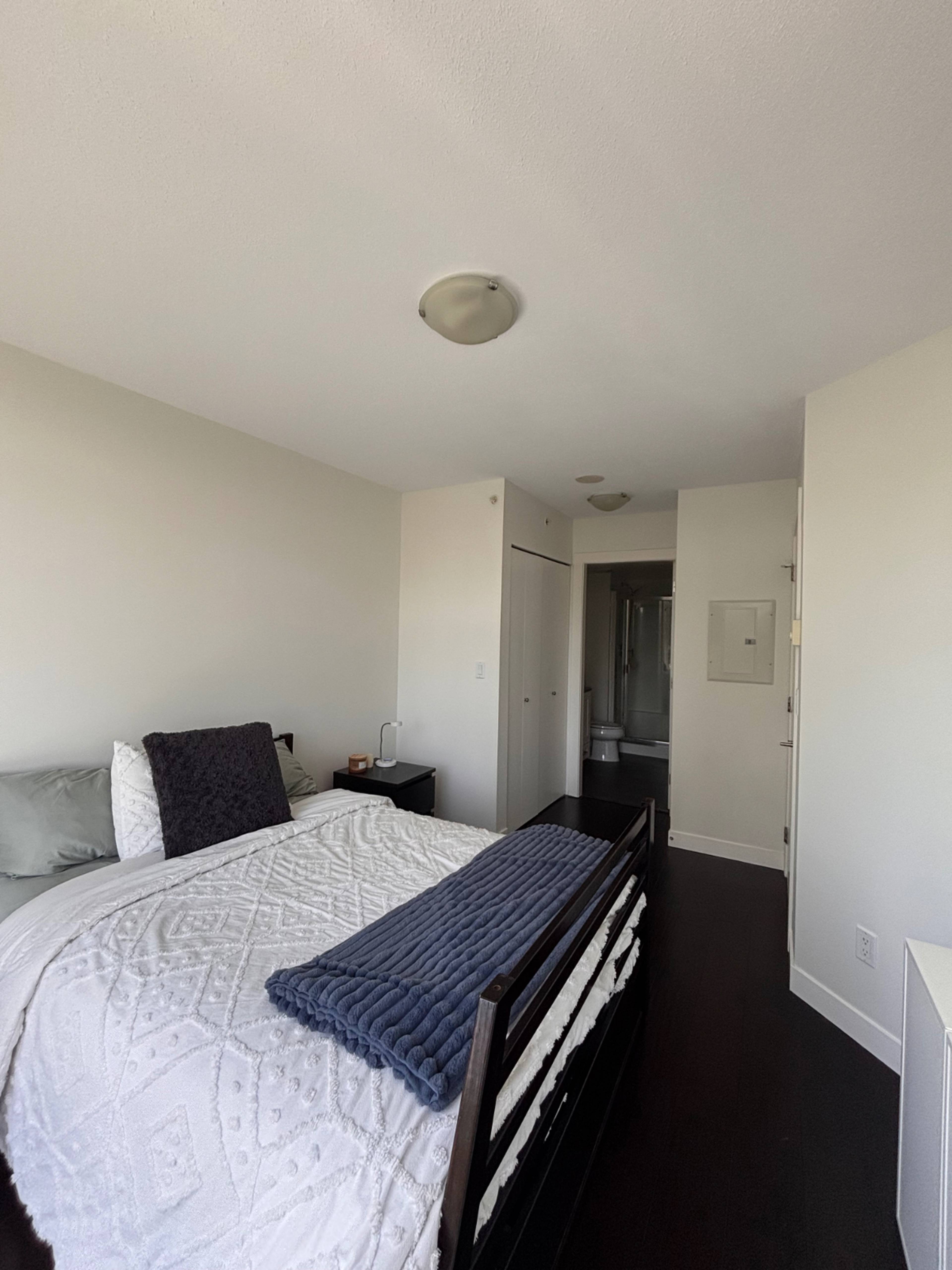 Room for rent $1,200 / month