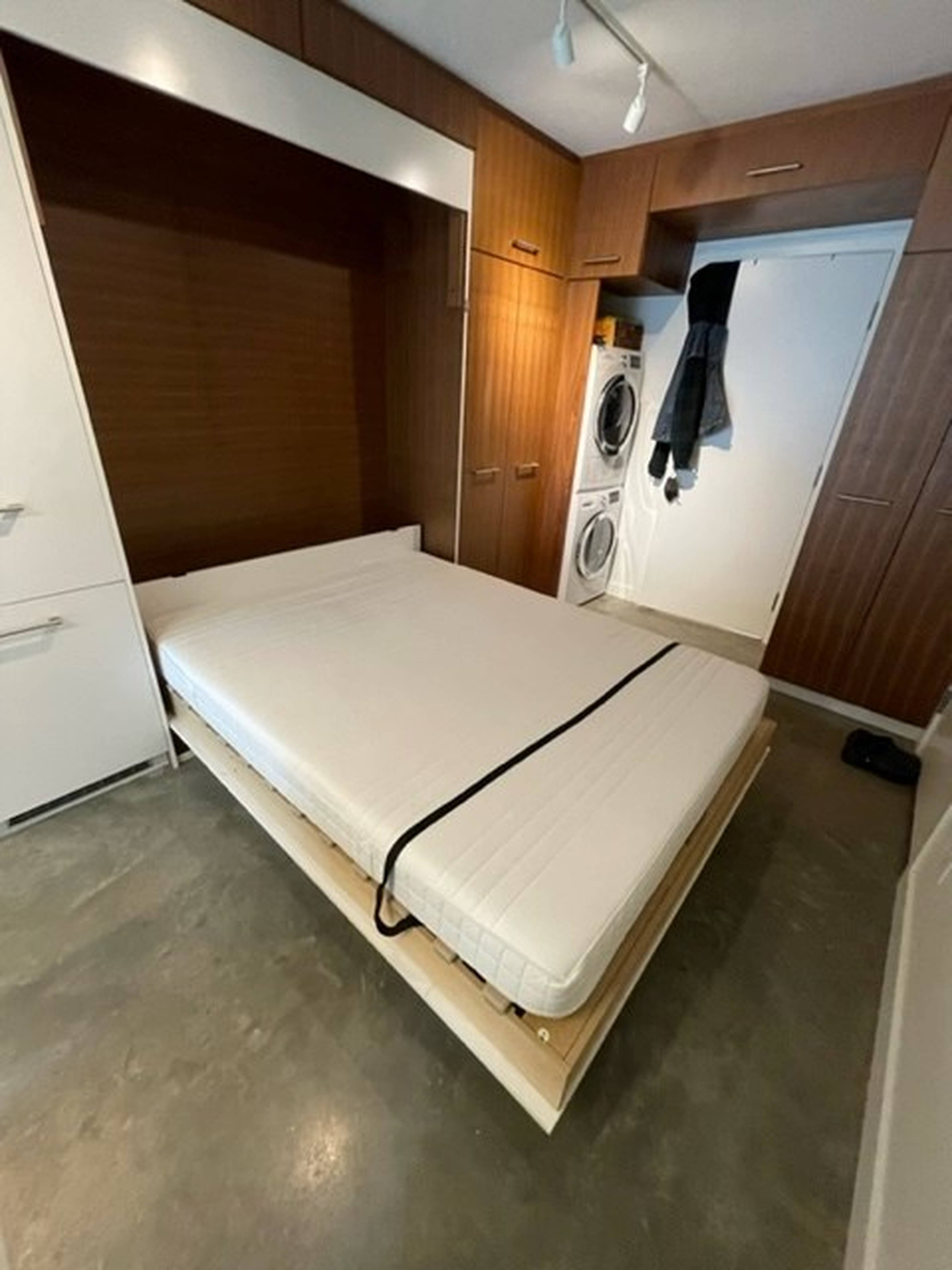Room for rent $850 / month