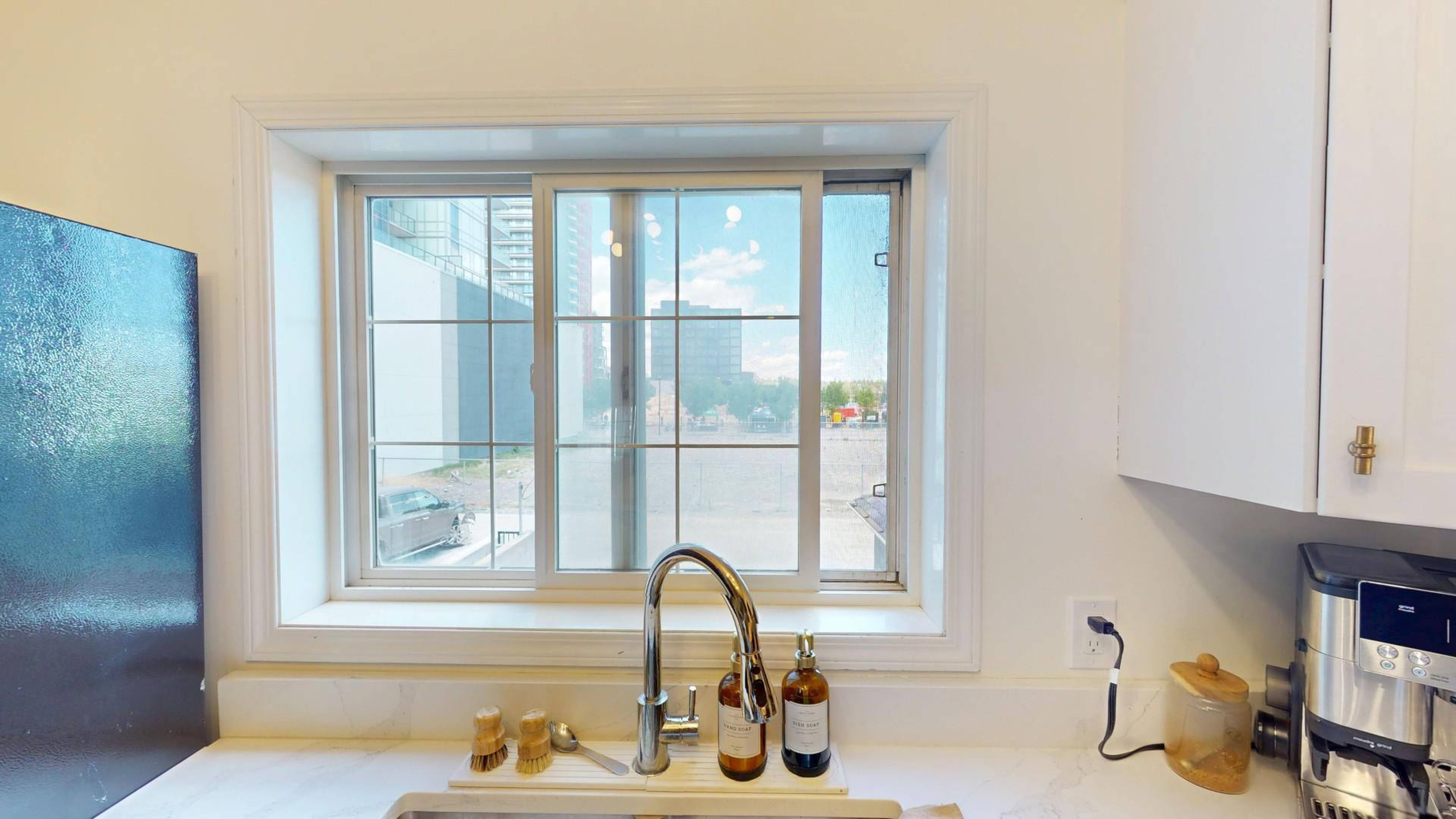 2 Bed  · 1 Bath for rent $2,595 / month