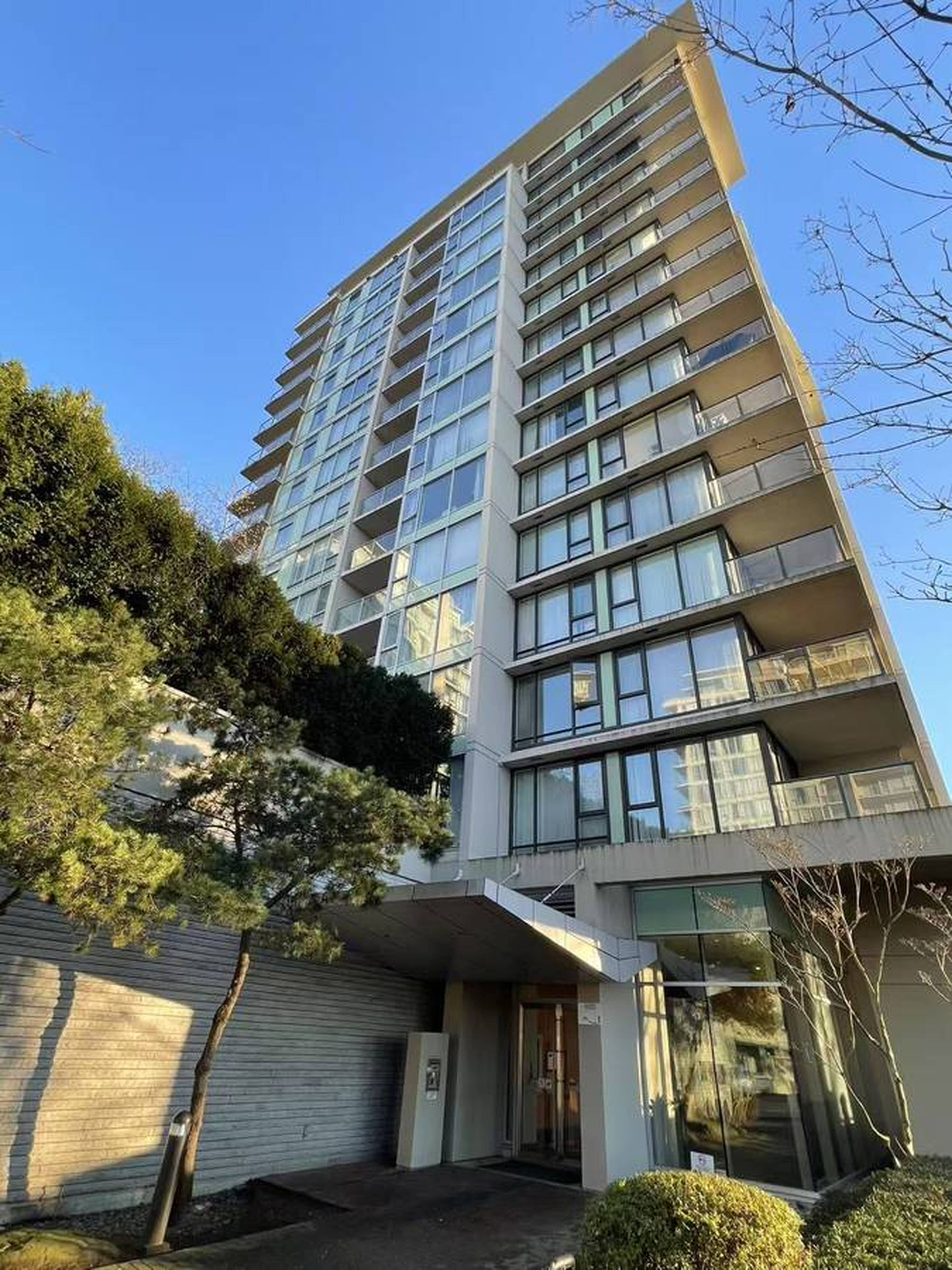 2 Bed  · 2 Bath for rent $2,600 / month