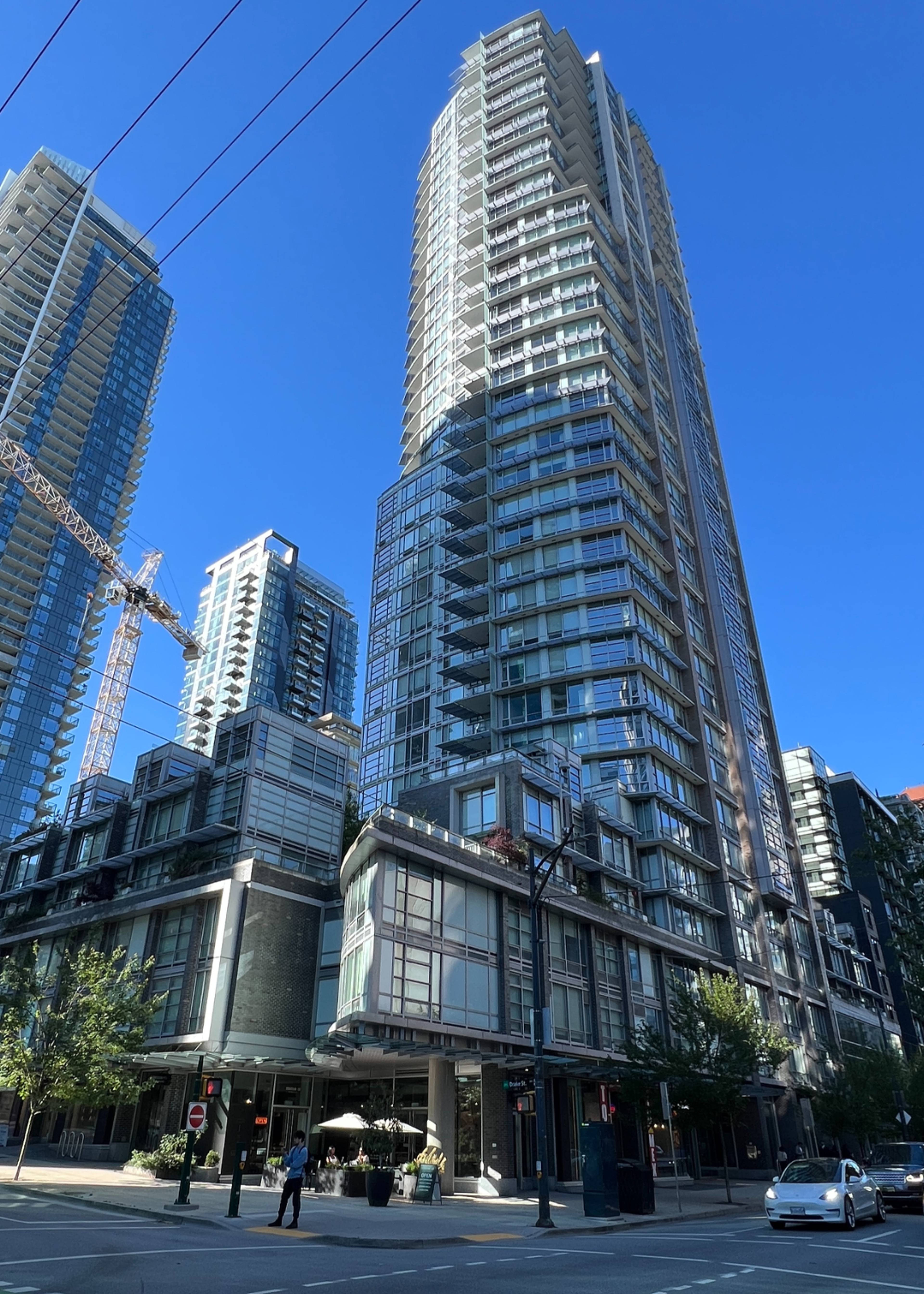 2 Bed  · 1 Bath for rent $3,200 / month