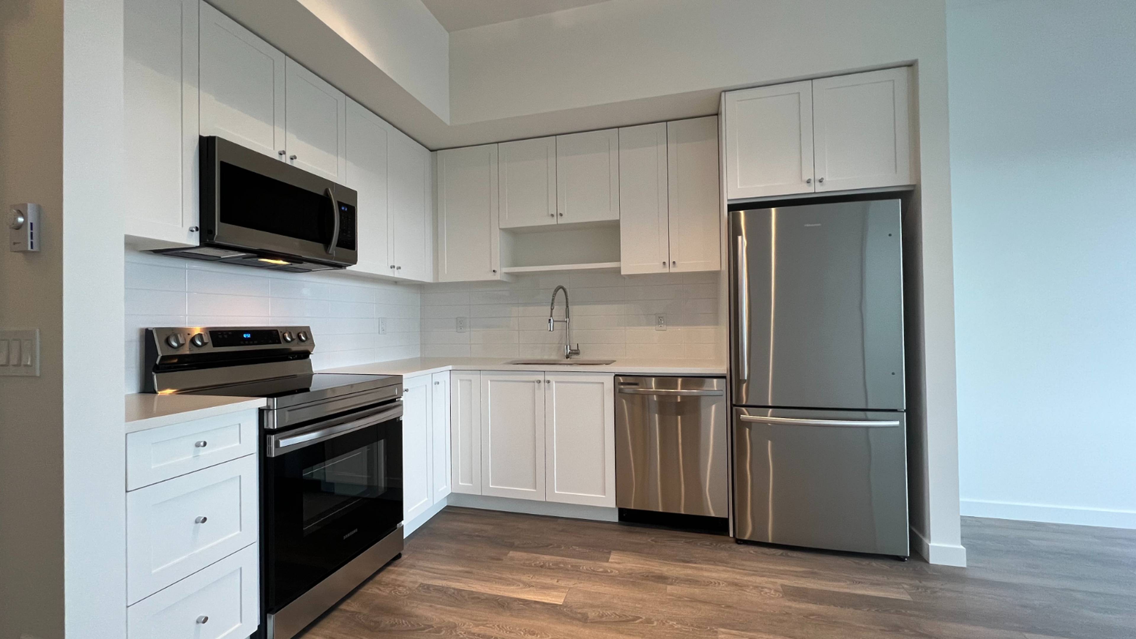 2 室  · 2 卫 for rent $2,450 / 月