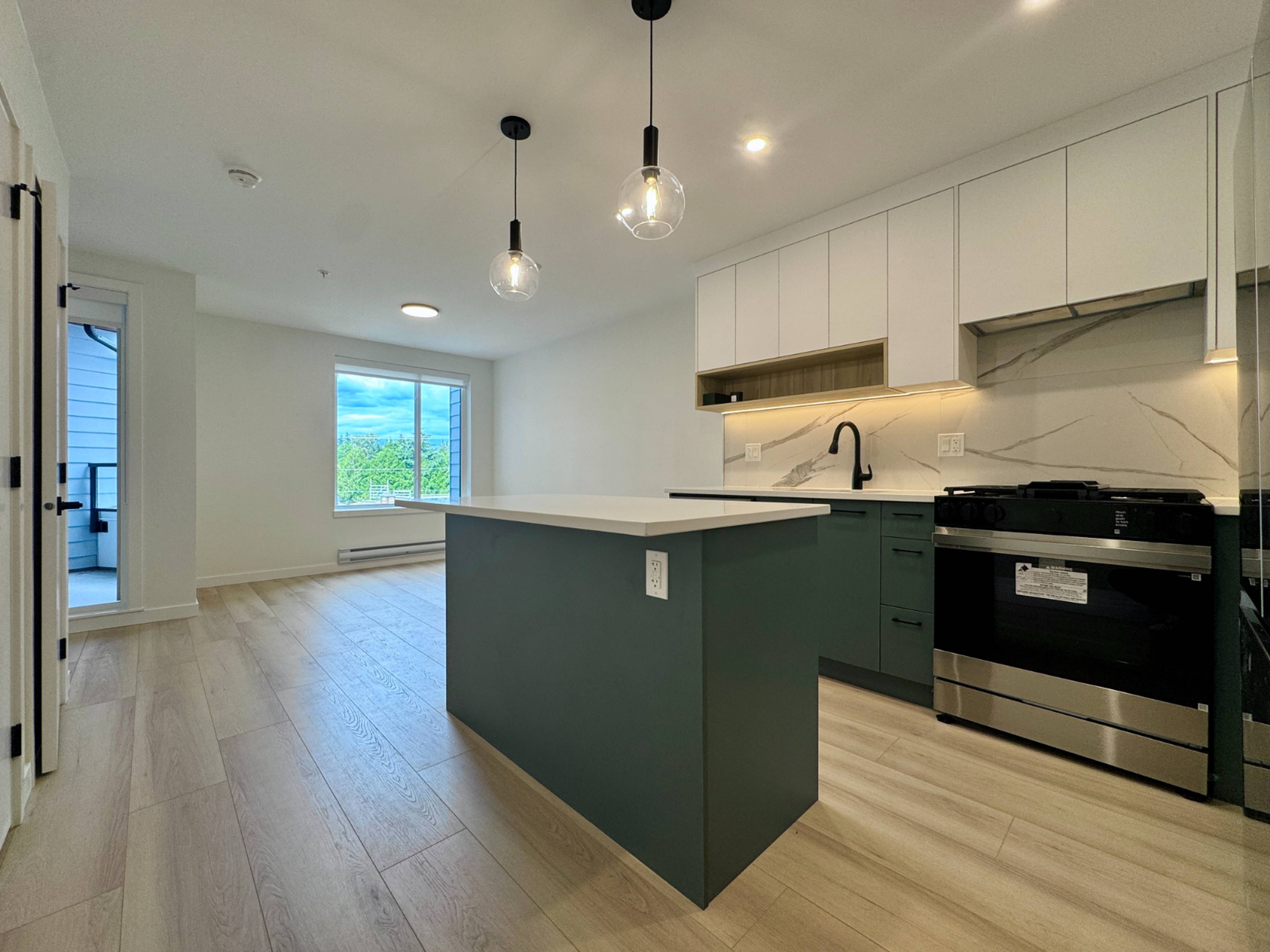 2 Bed  · 1 Bath for rent $2,099 / month