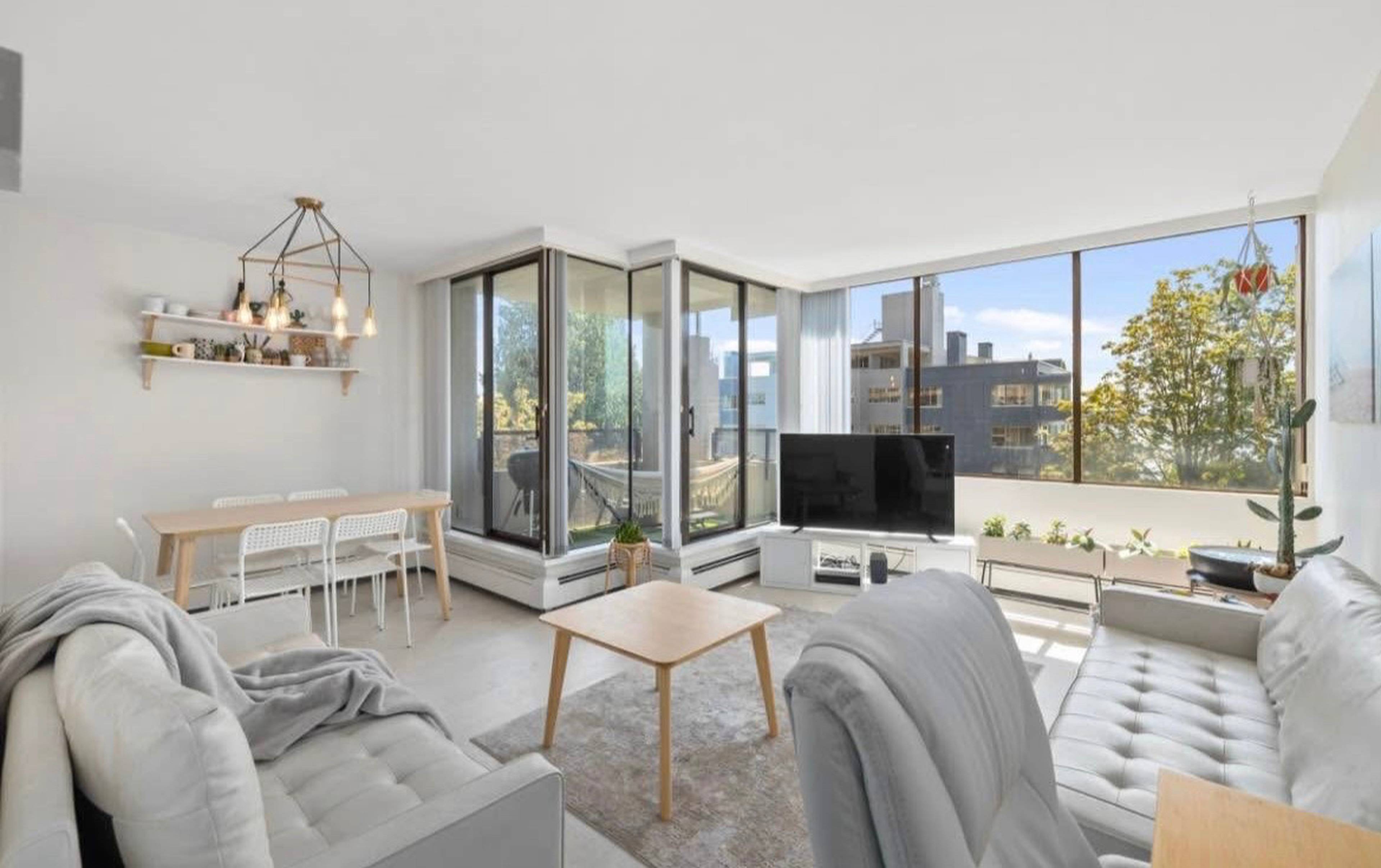2 Bed  · 1 Bath for rent $3,199 / month
