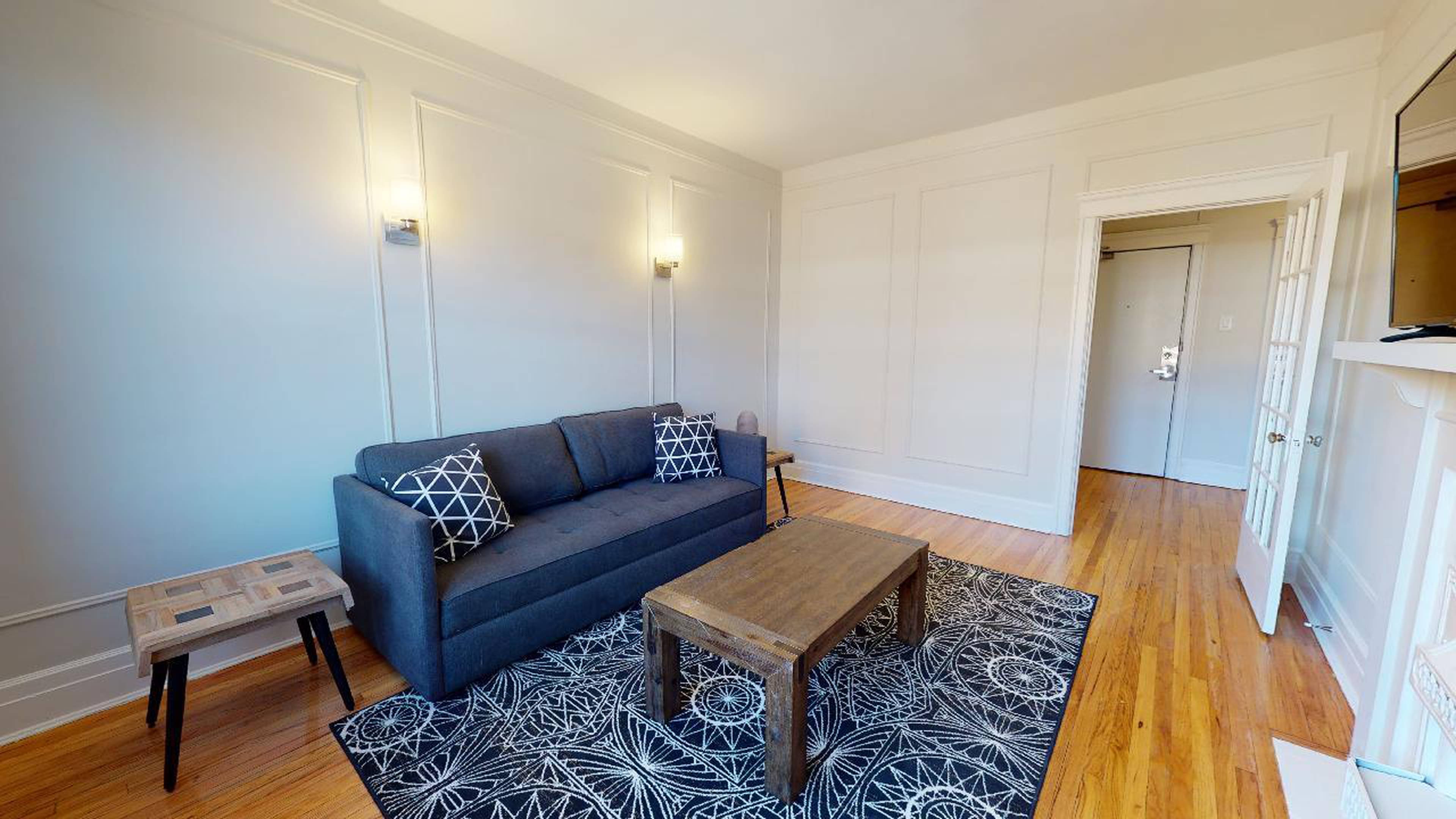 2 Bed  · 1 Bath for rent $1,749 / month