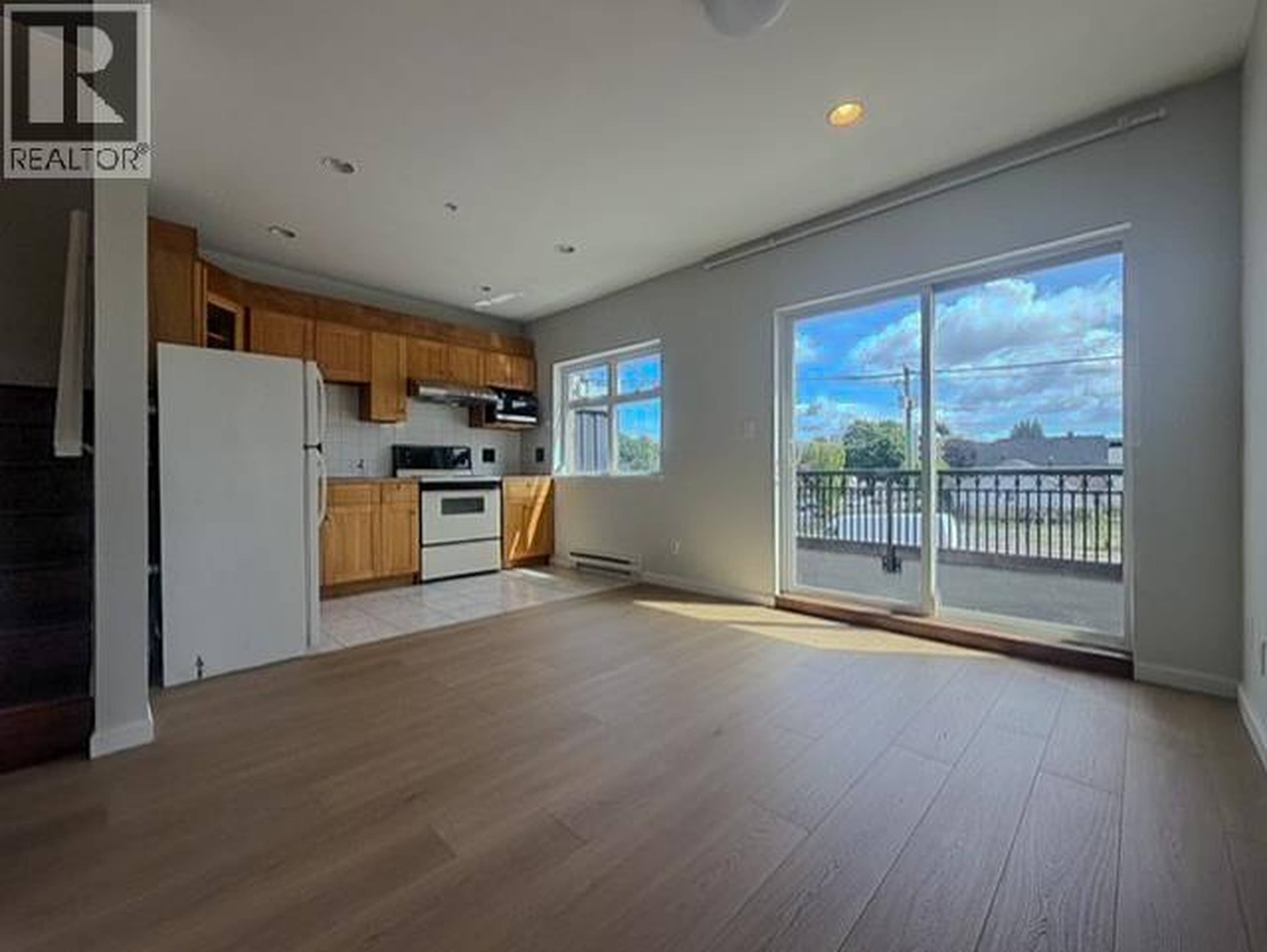 2 ch.  · 1.5 s. de bains for rent $2,250 / mois