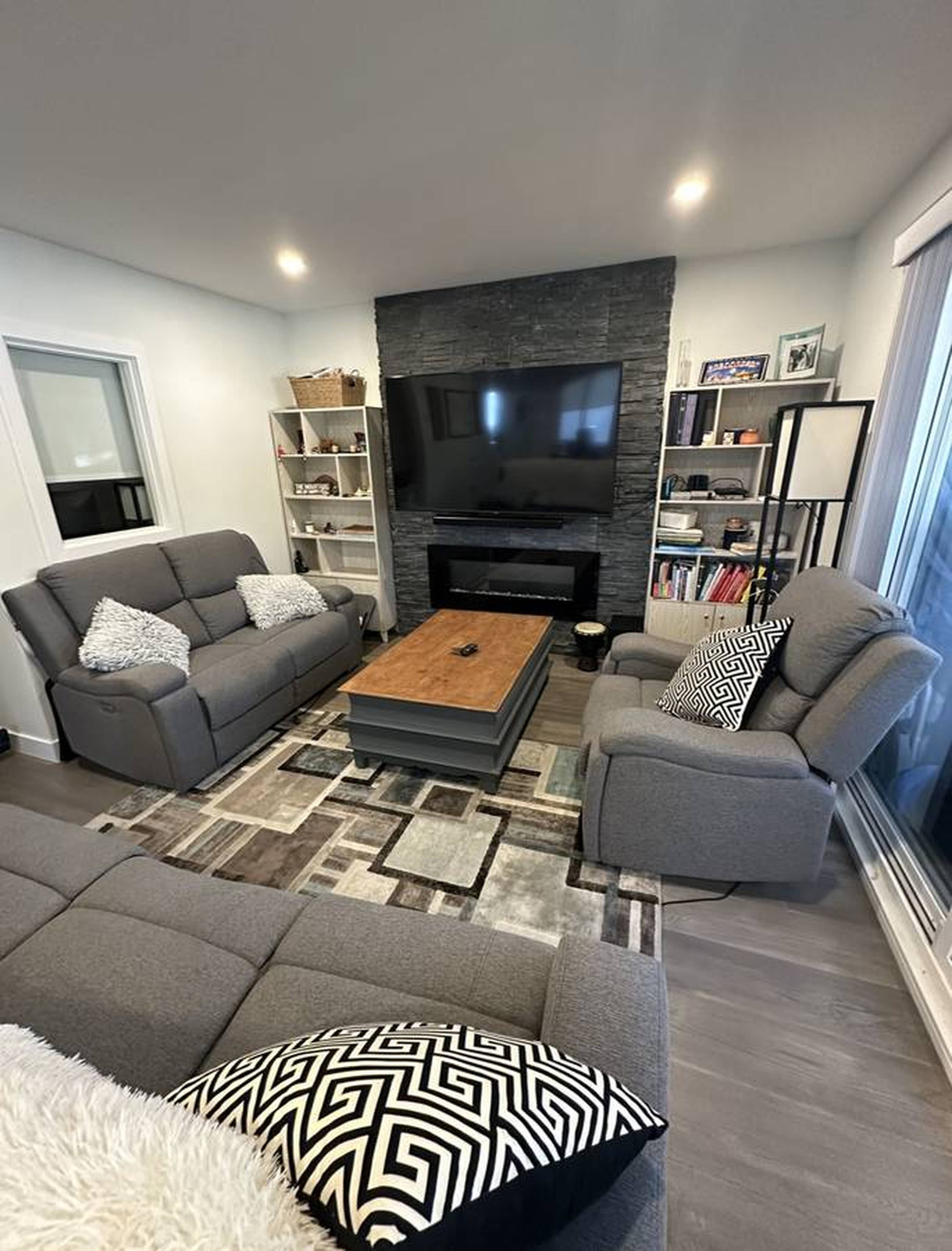 2 Bed  · 1.5 Bath for rent $3,300 / month