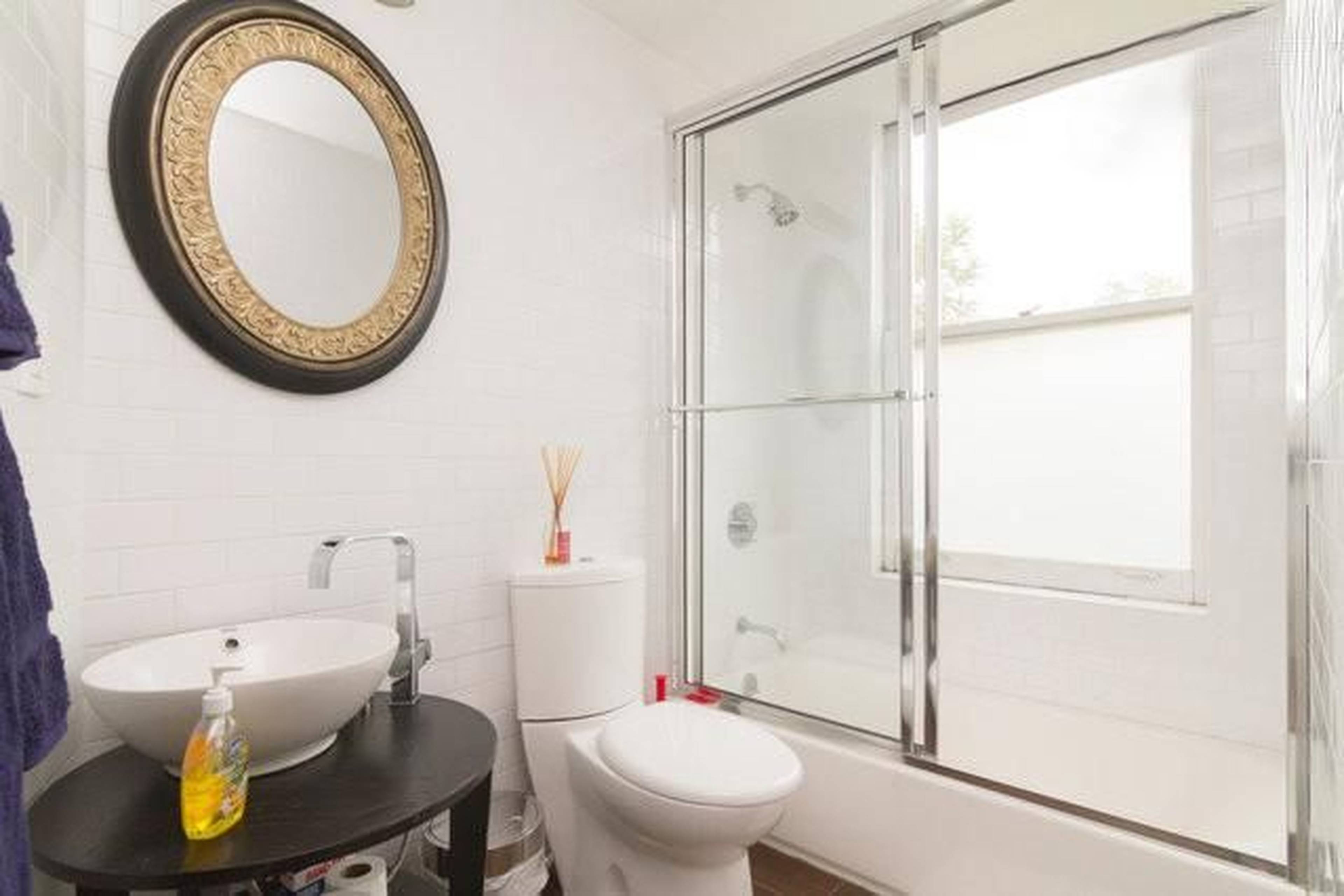 1 Bed  · 1 Bath for rent $1,000 / month
