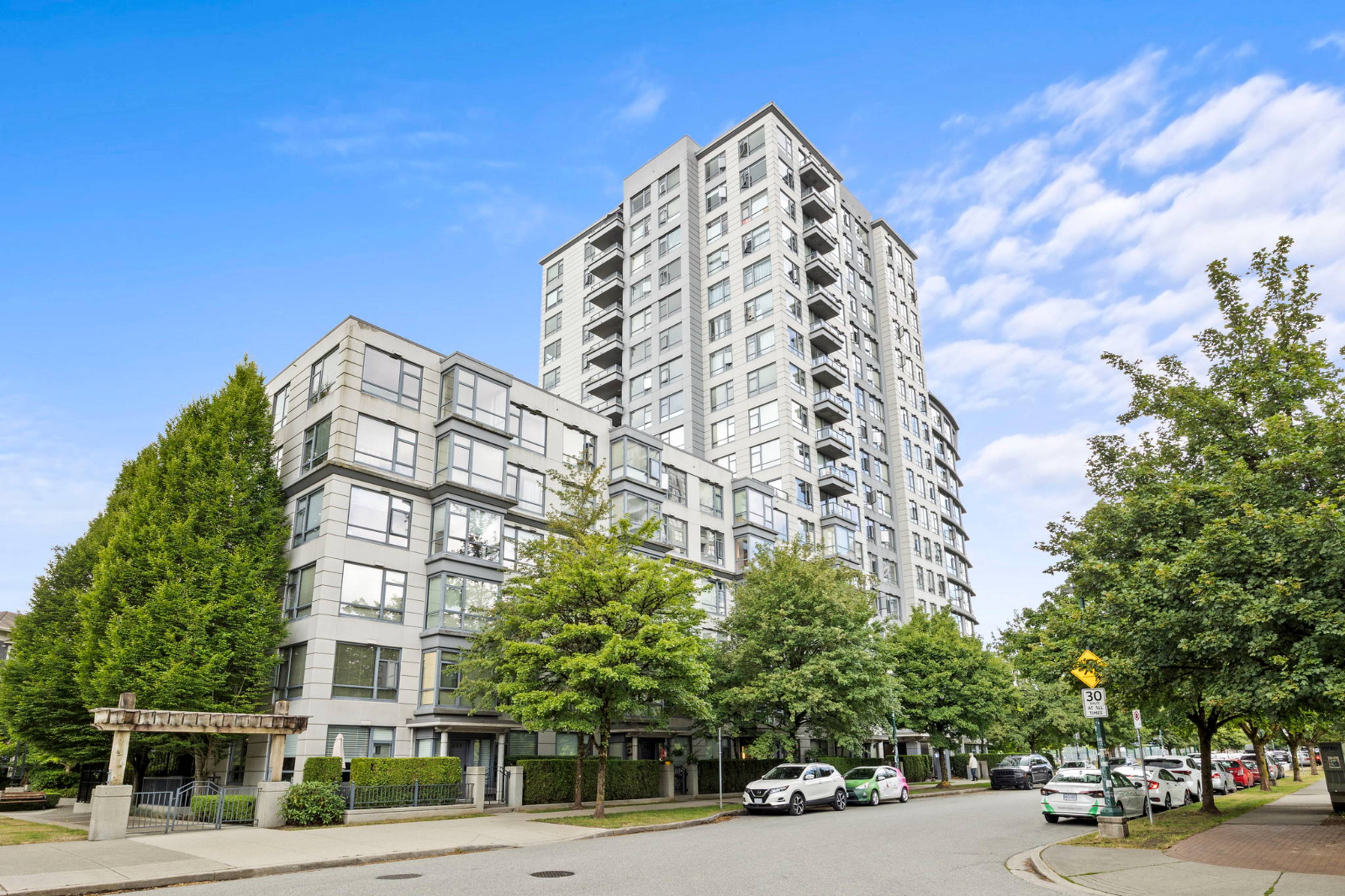 2 Bed  · 1 Bath for rent $2,700 / month