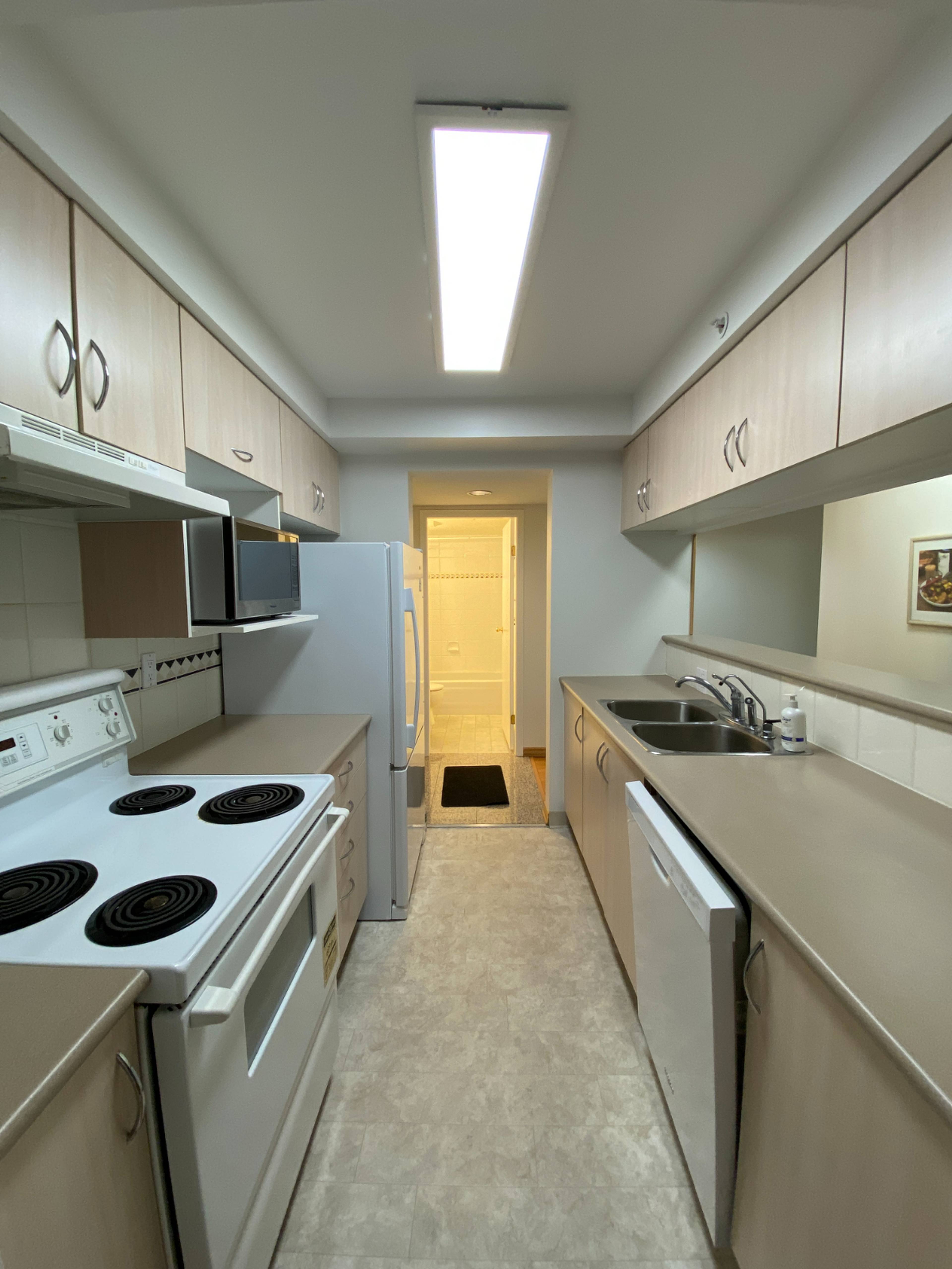 2 室  · 2 卫 for rent $2,500 / 月
