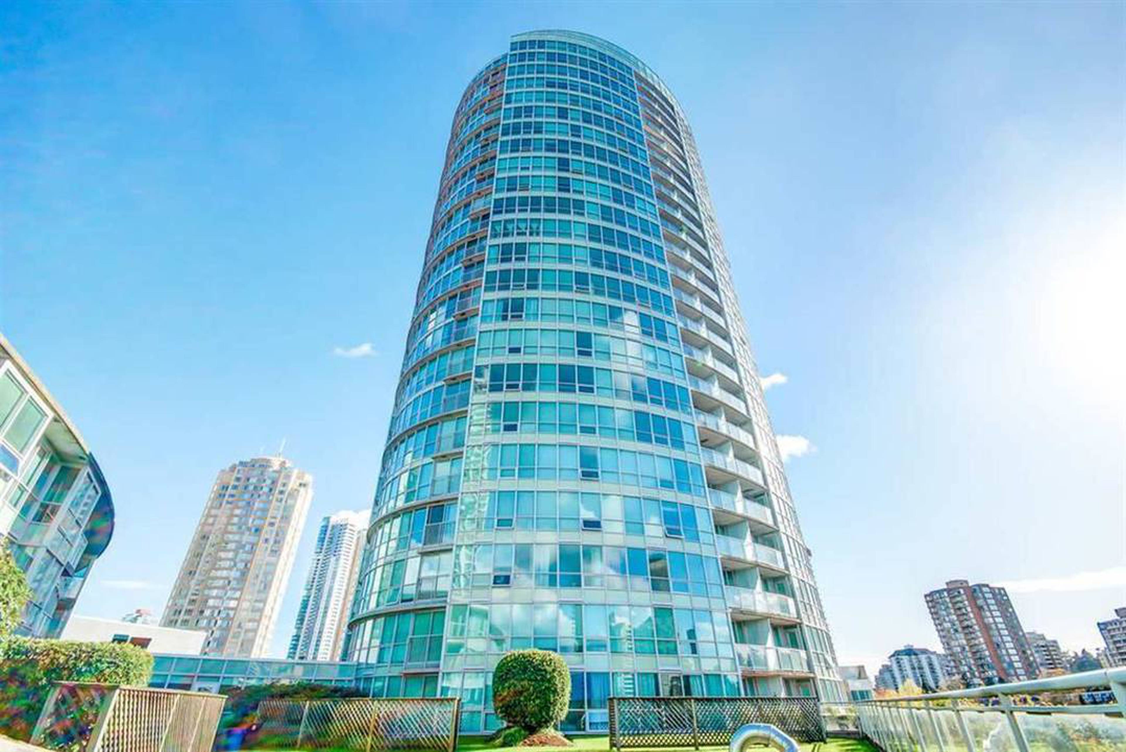 2 Bed  · 2 Bath for rent $2,800 / month