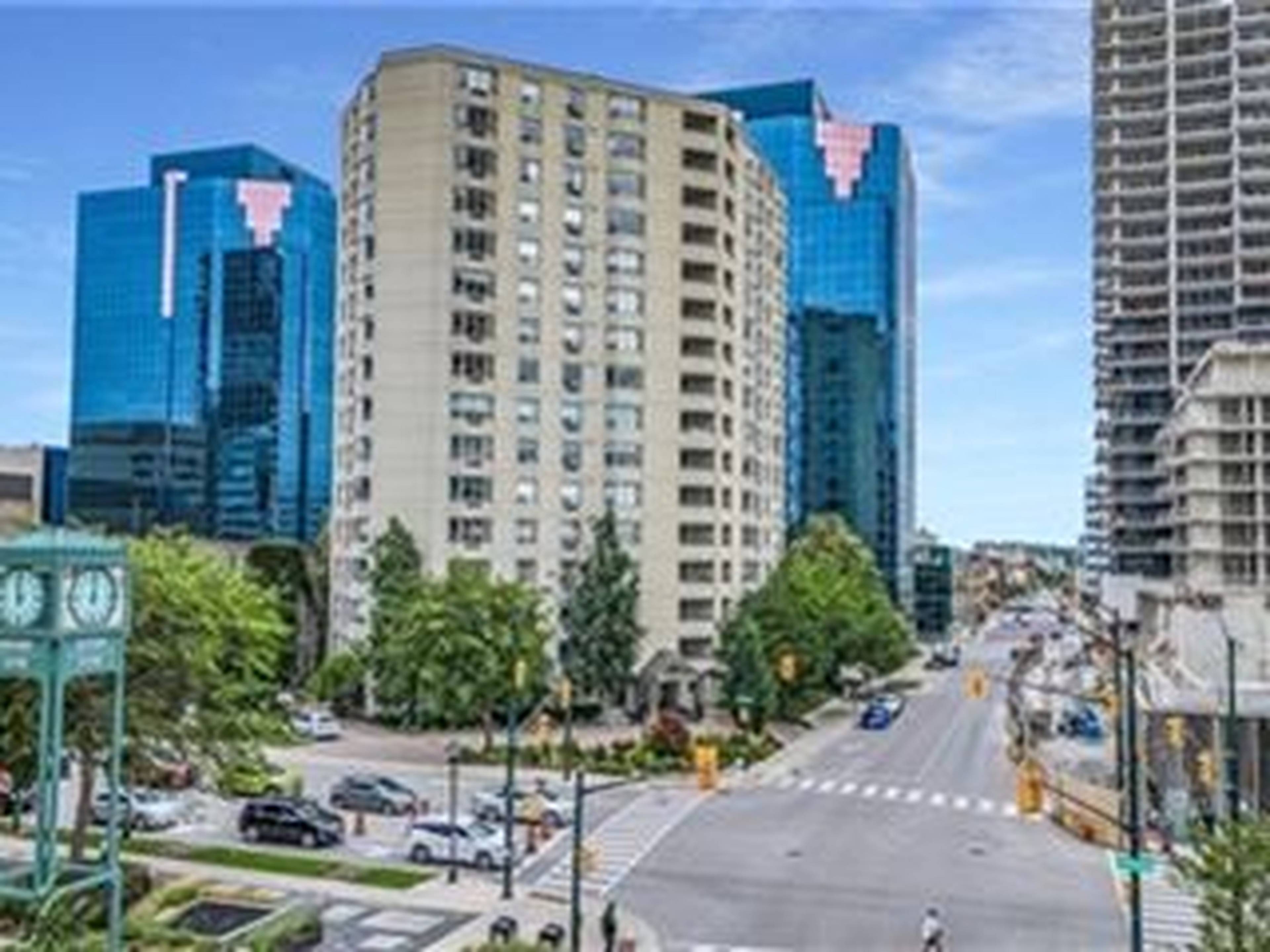 2 室  · 2 卫 for rent $1,899 / 月