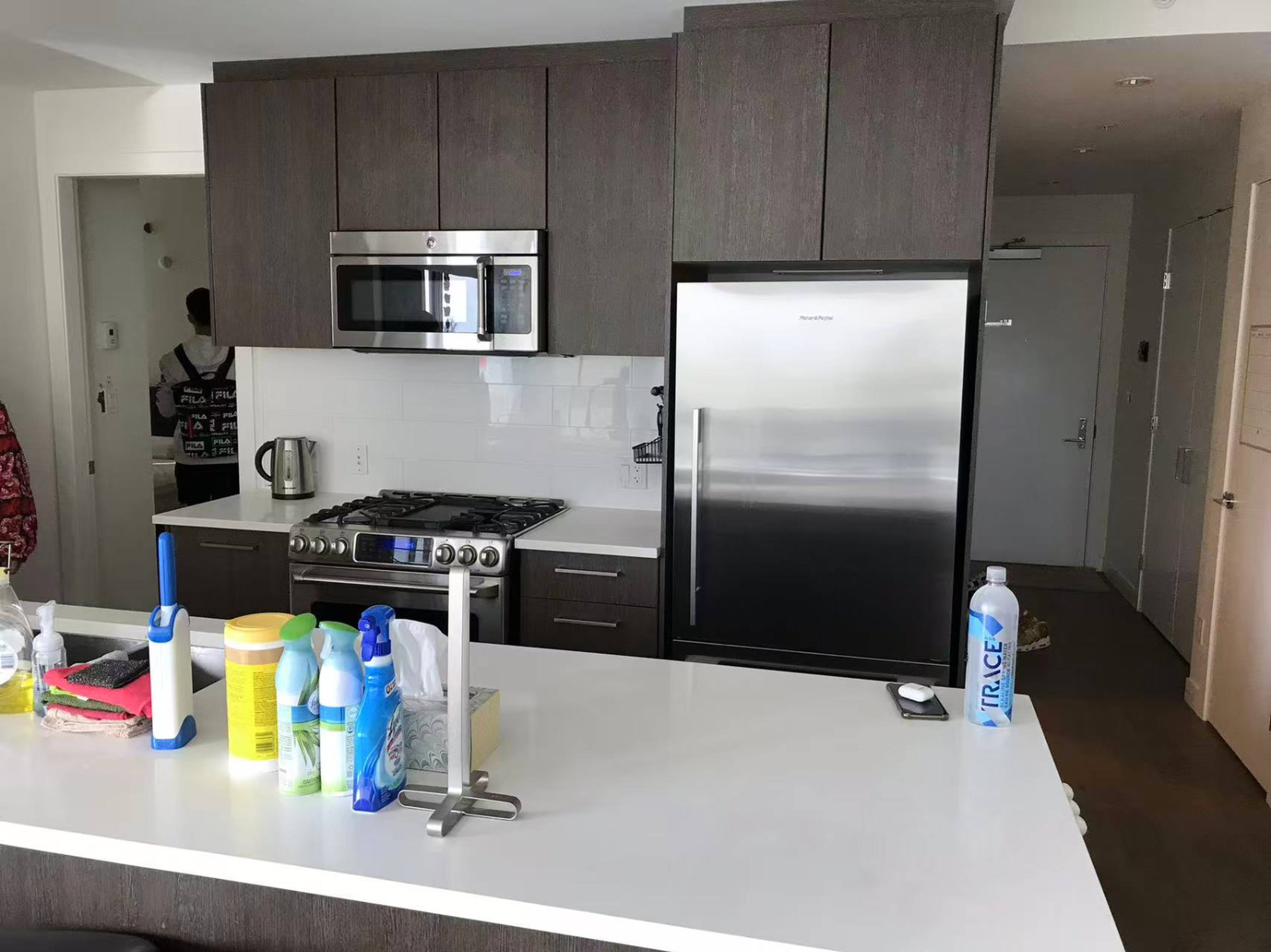 Room for rent $1,250 / month