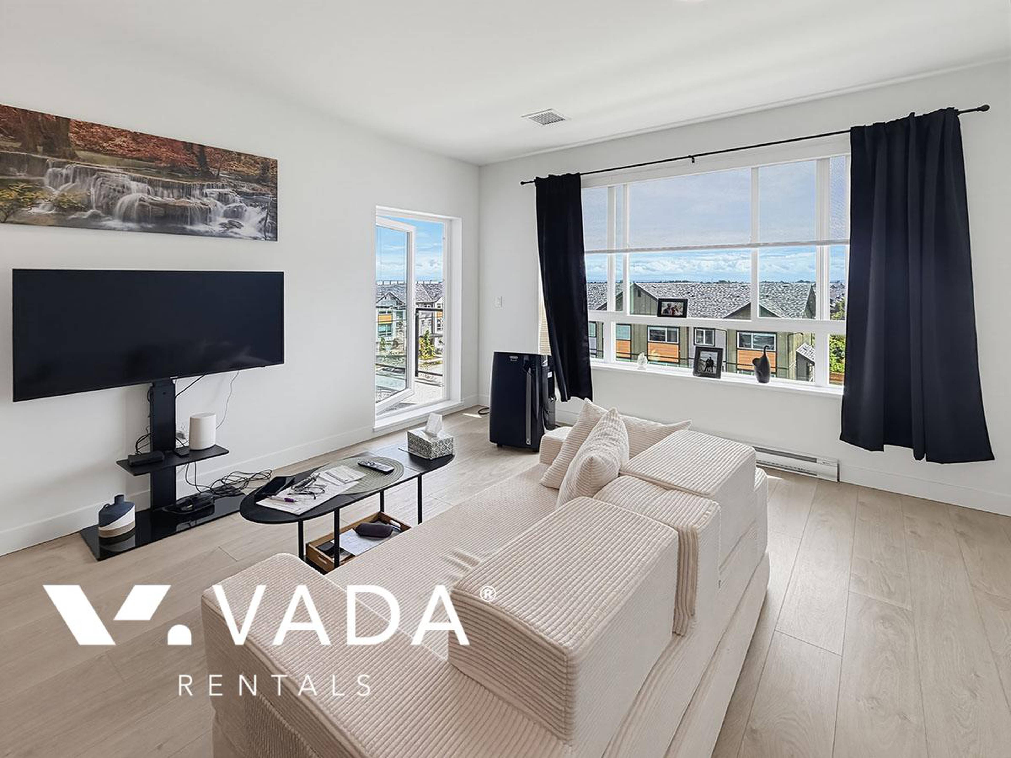 1 ch.  · 1 s. de bains for rent $2,100 / mois