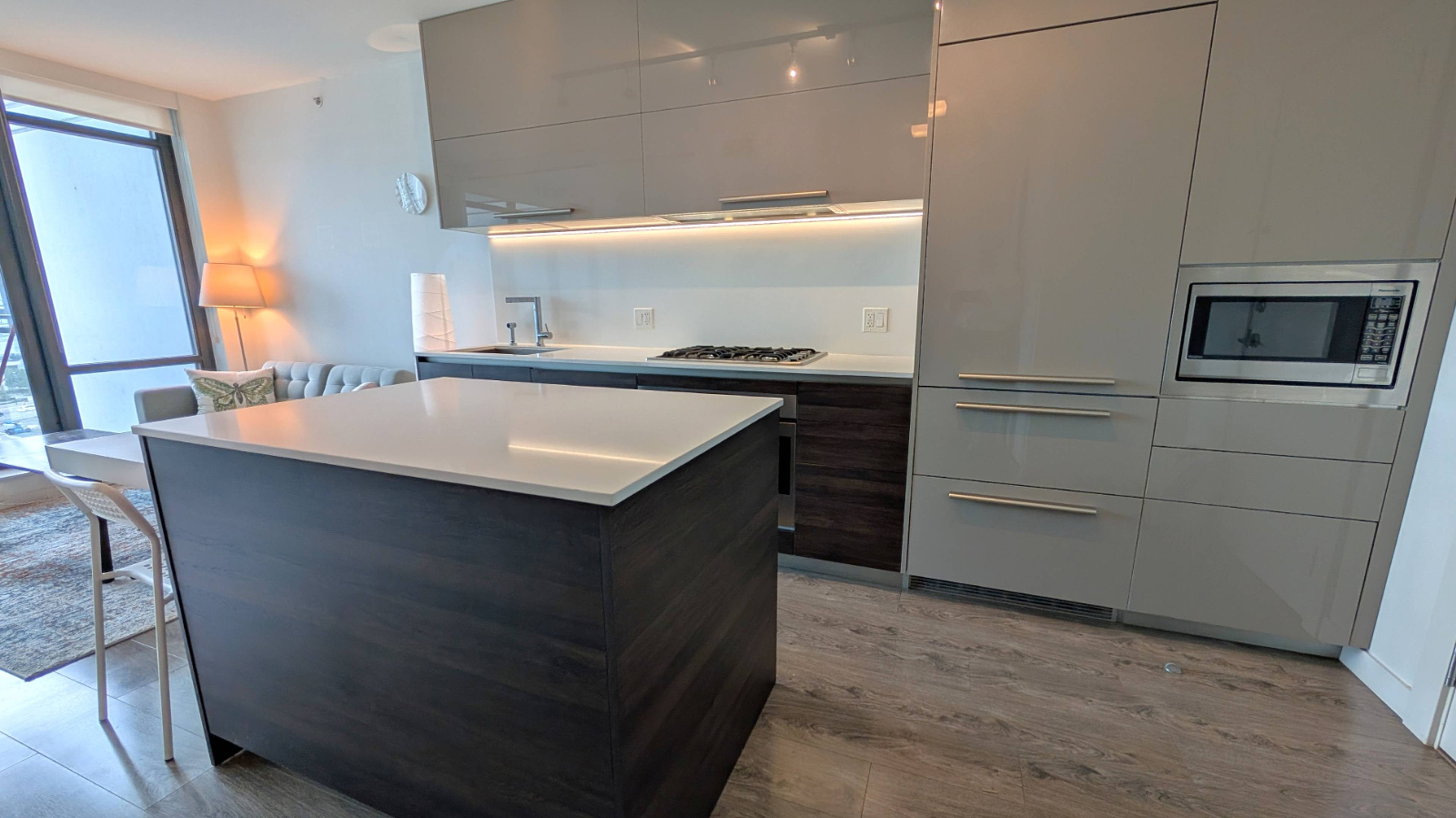 1 室  · 1 卫 for rent $2,200 / 月