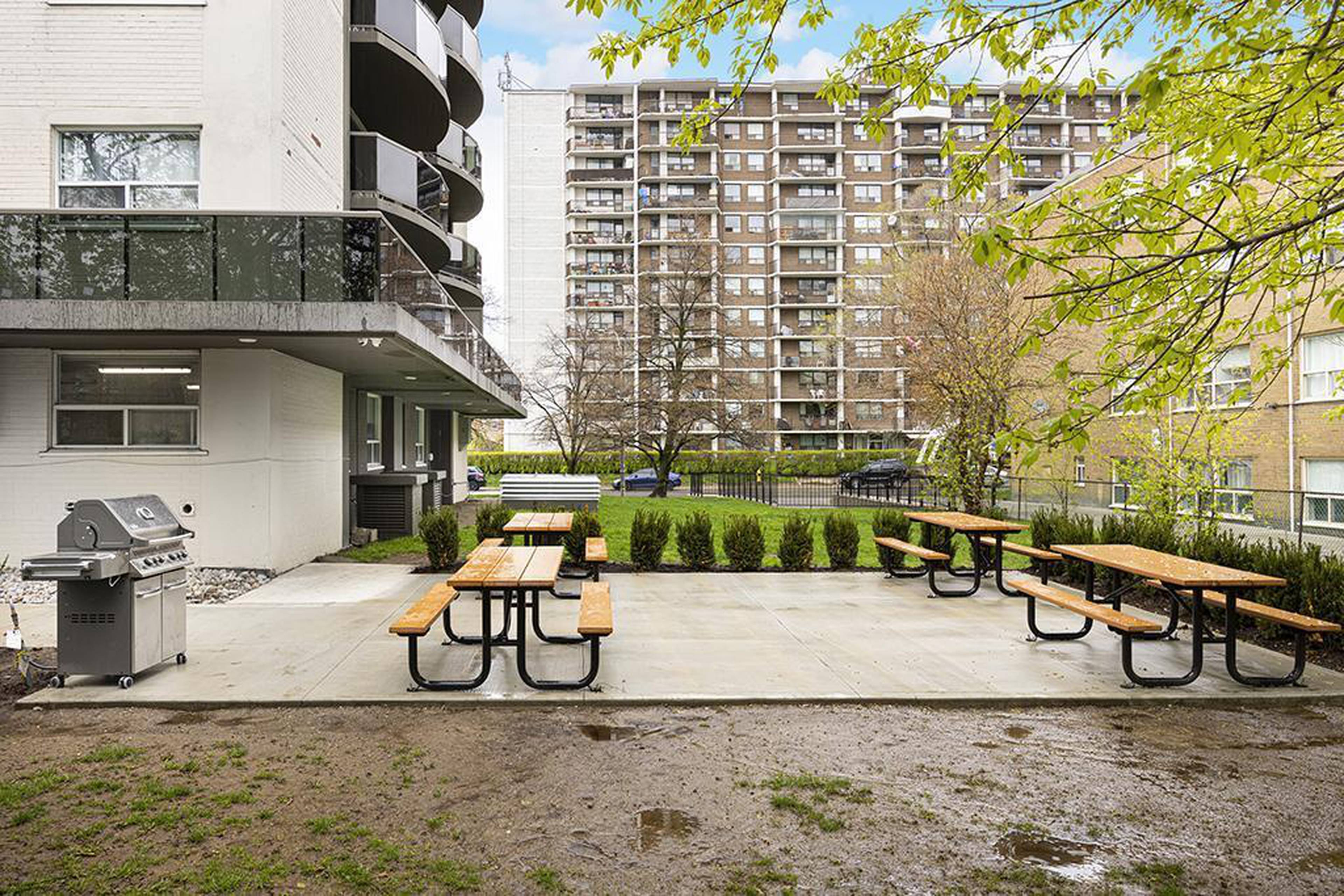 2 Bed  · 1 Bath for rent $2,426 / month