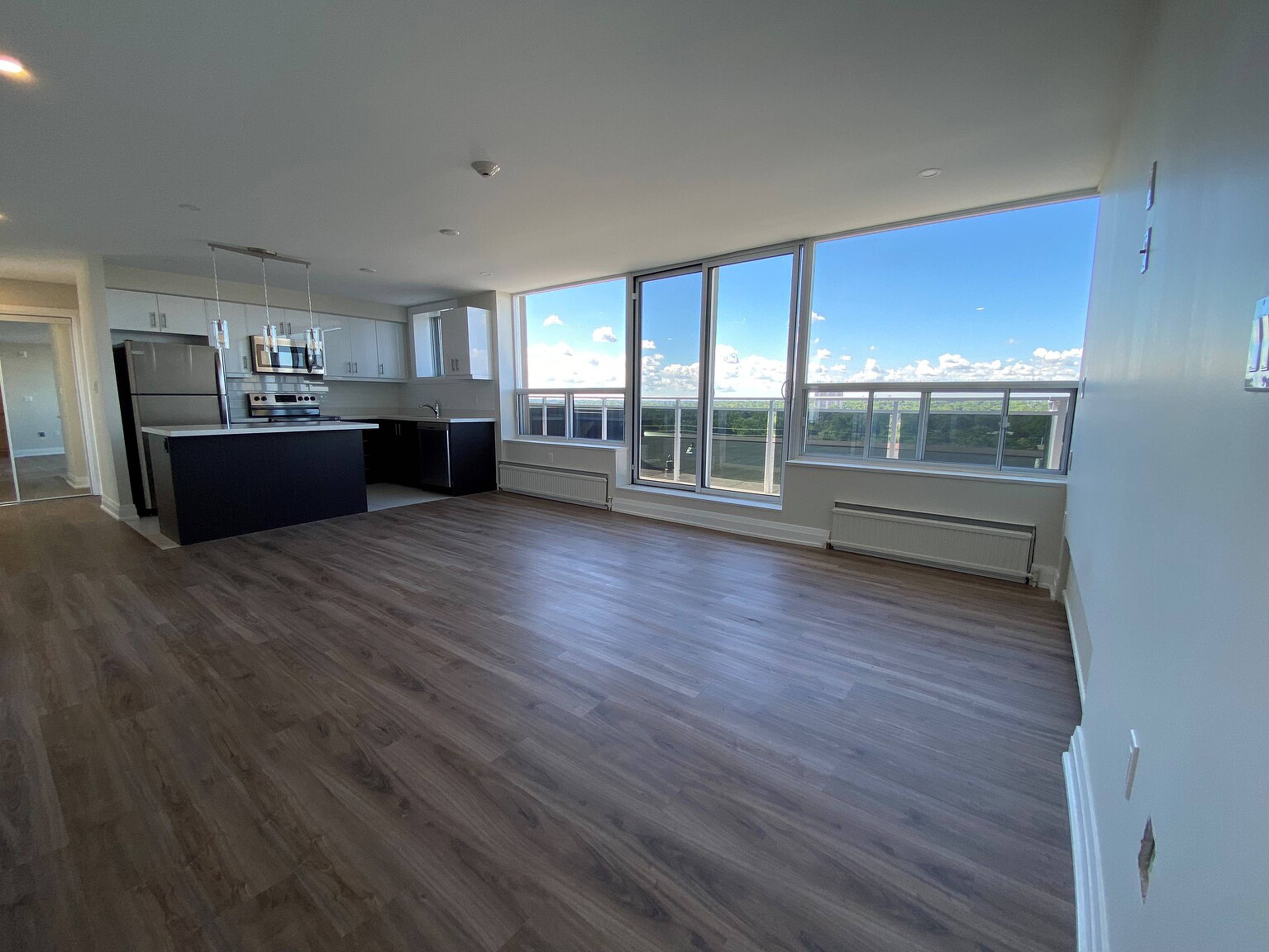 1 室  · 1 卫 for rent $1,968 / 月