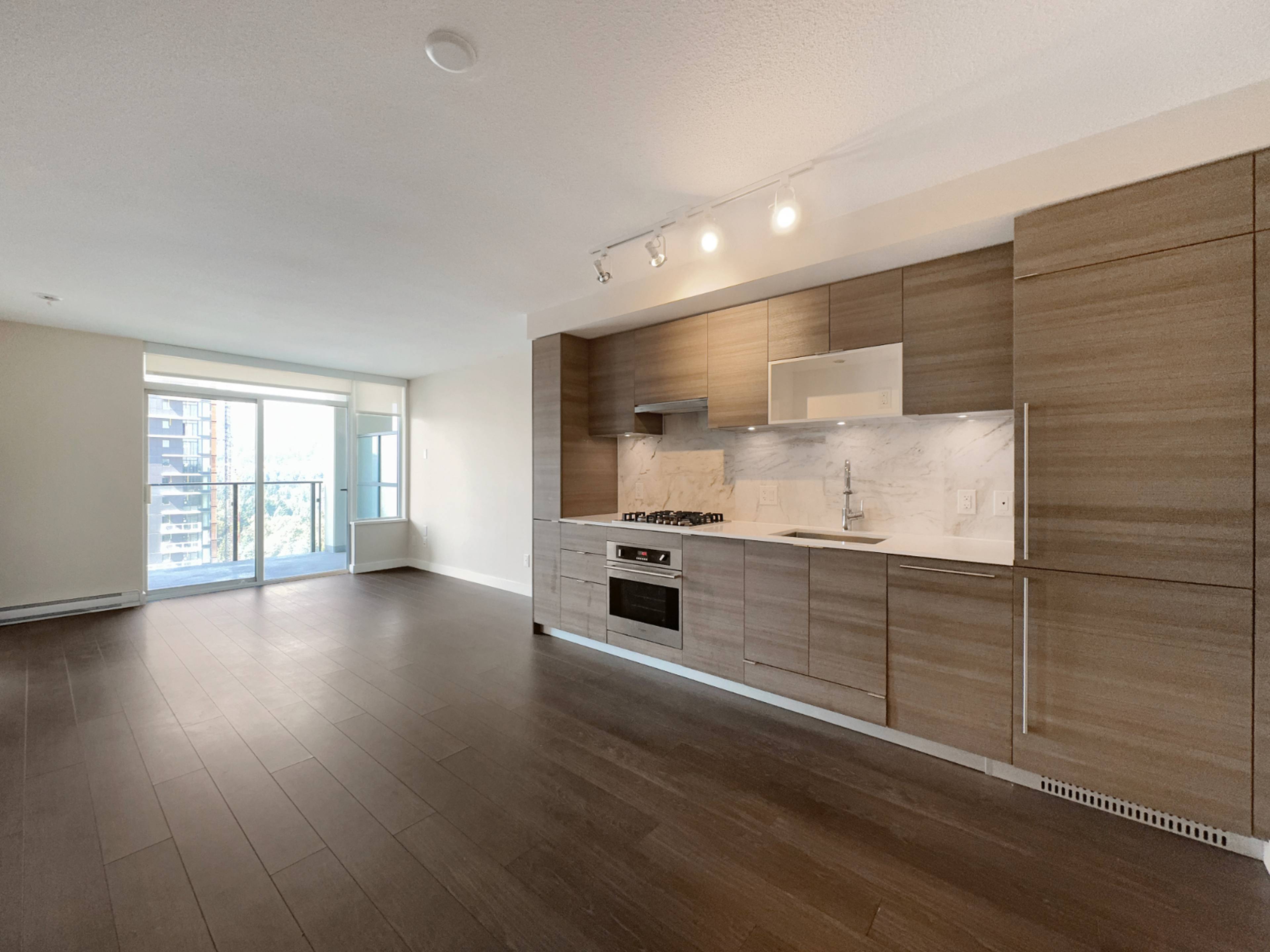 1 ch.  · 1 s. de bains for rent $1,900 / mois