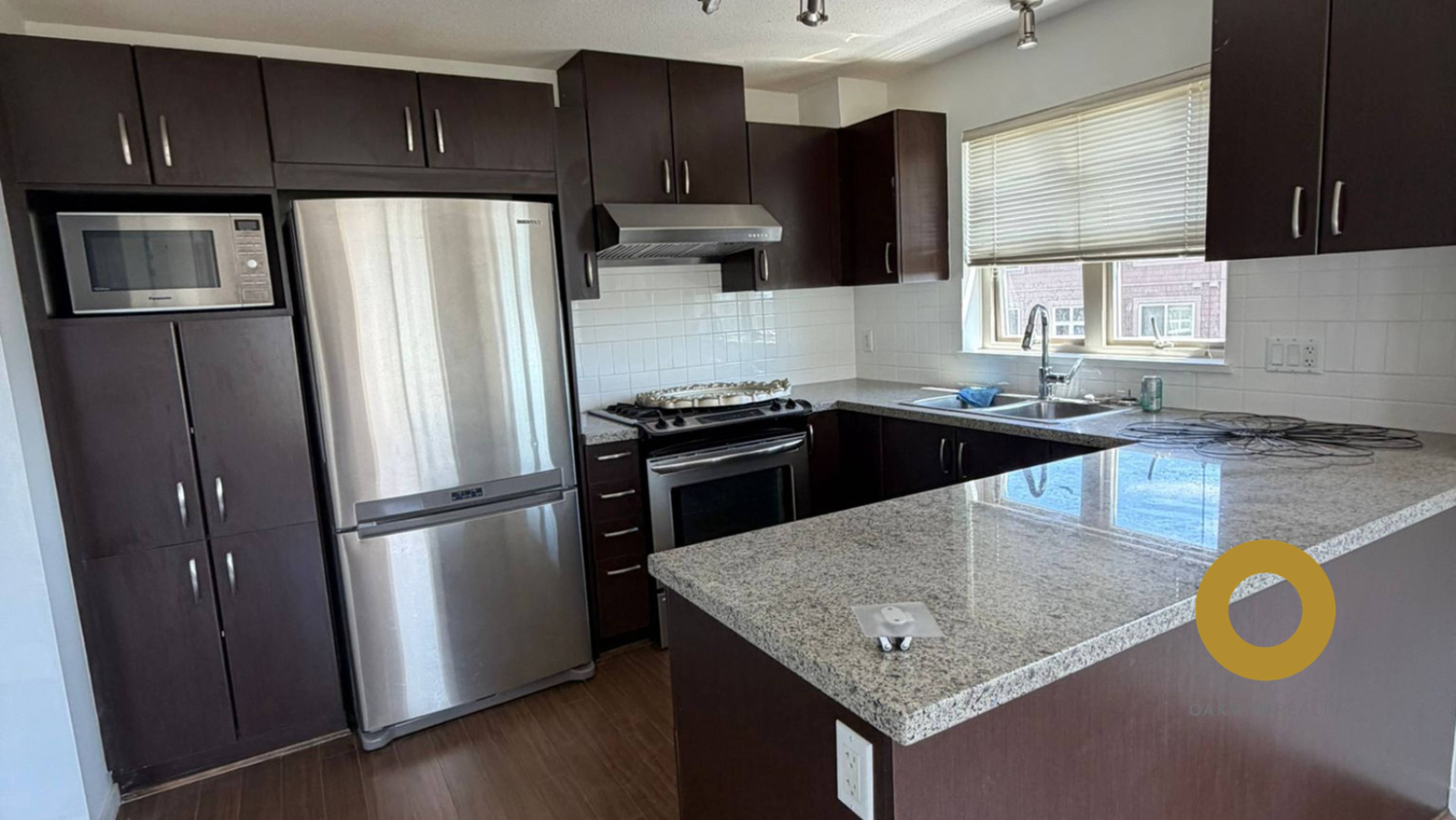 3 室  · 2 卫 for rent $3,700 / 月