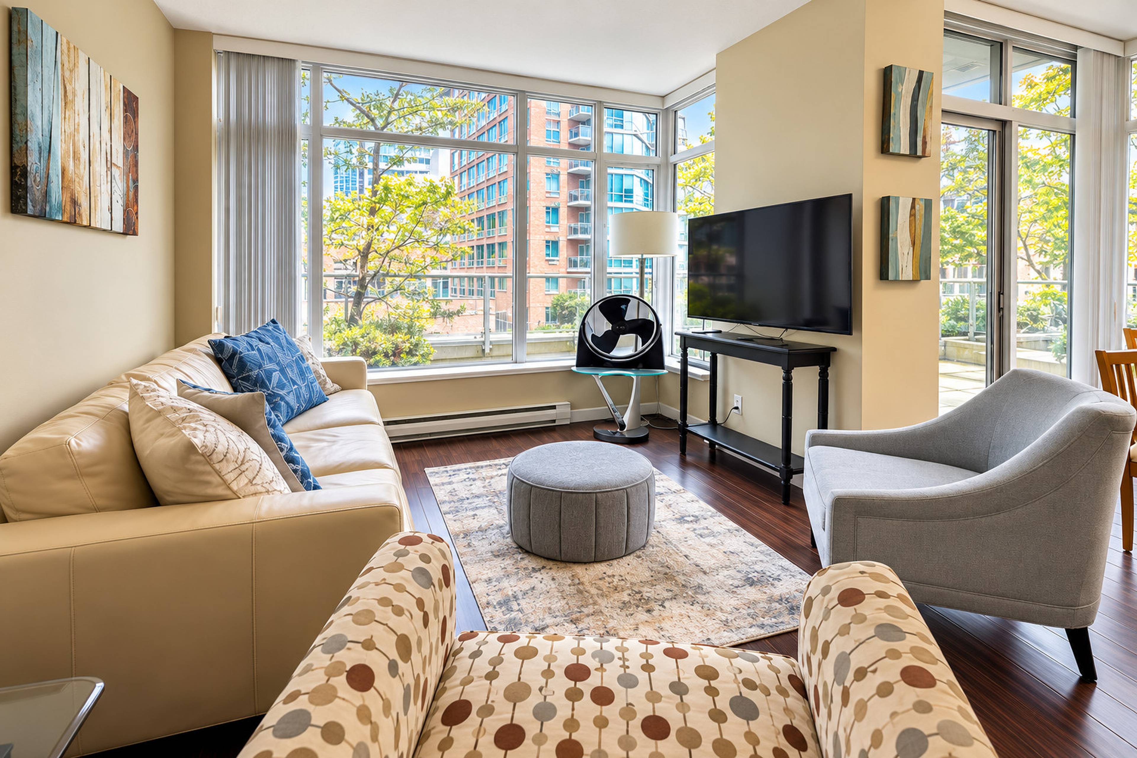 1 ch.  · 1 s. de bains for rent $2,790 / mois