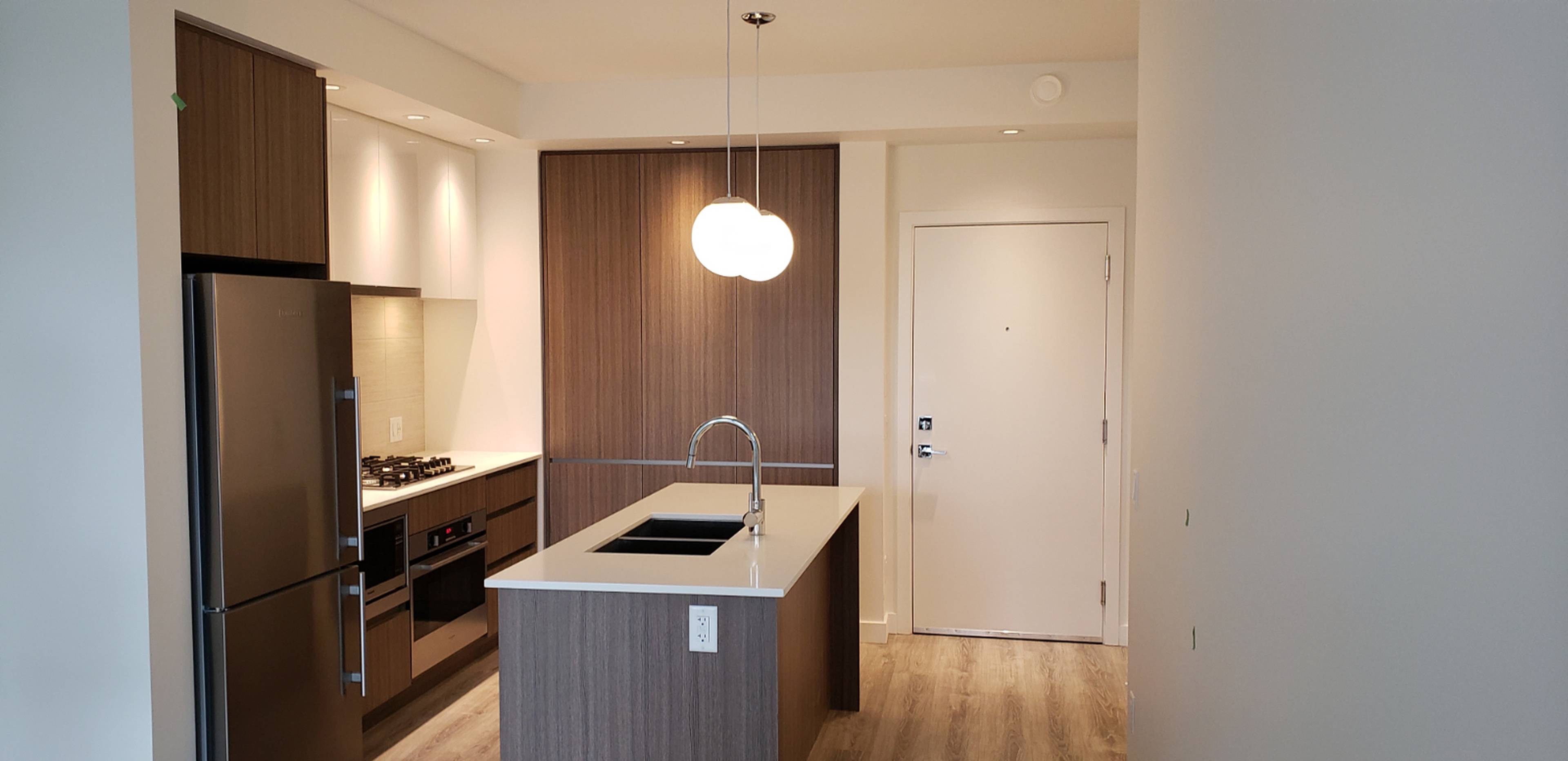 1 室  · 1 卫 for rent $2,050 / 月