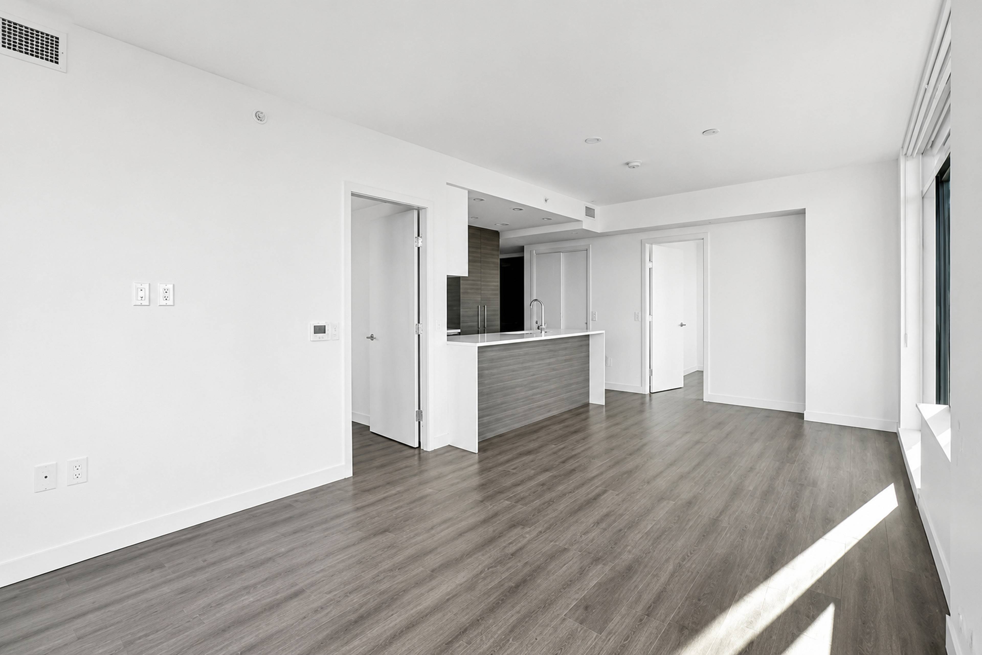 3 ch.  · 2 s. de bains for rent $3,800 / mois