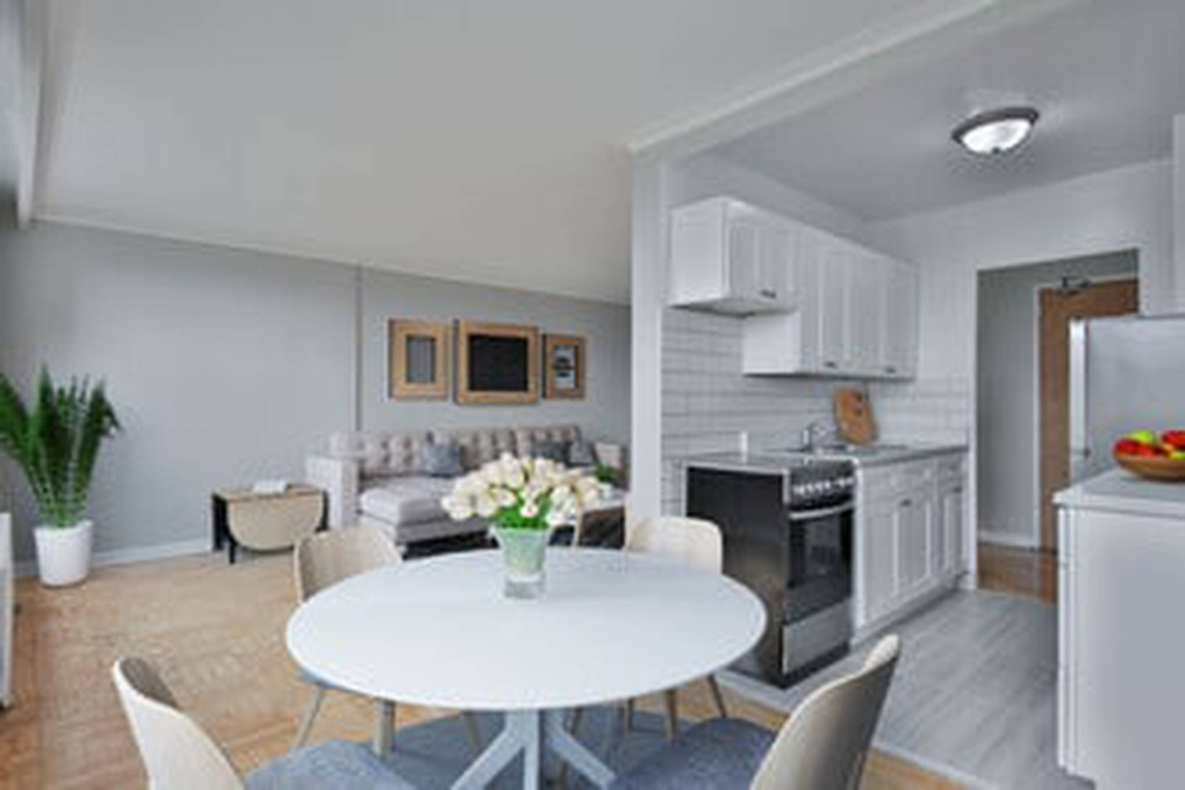 1 室  · 1 卫 for rent $1,599 / 月