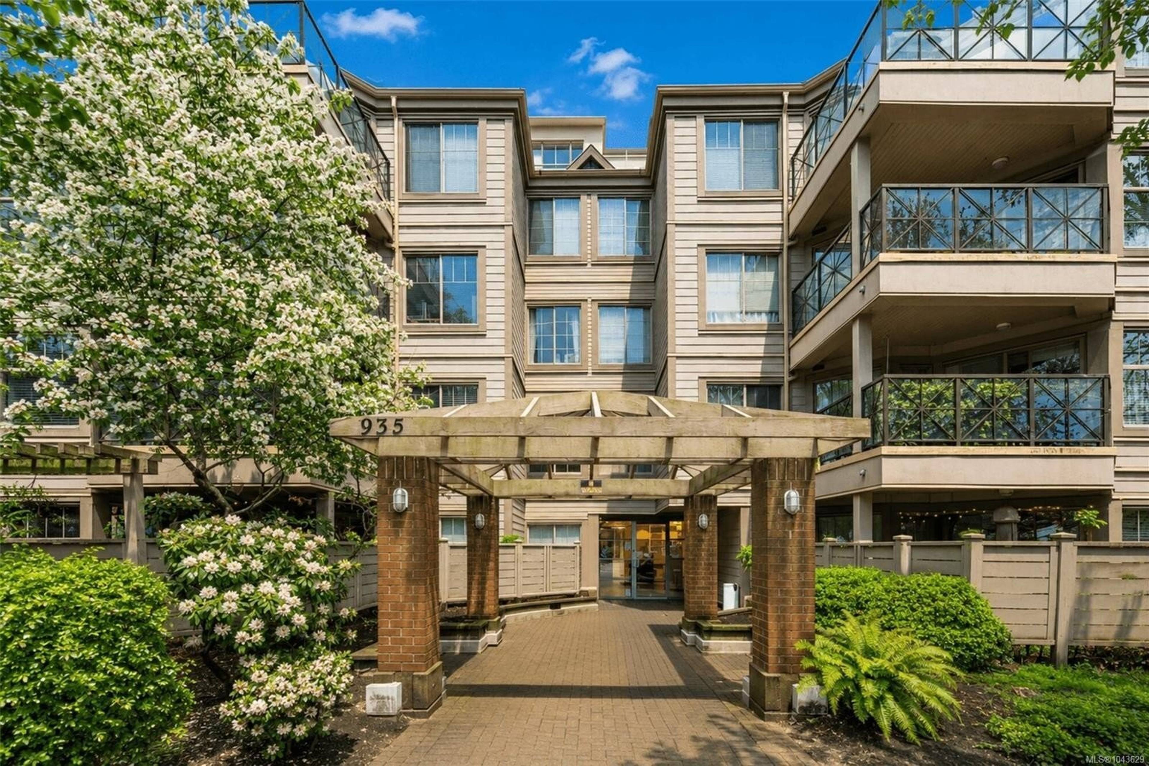 2 Bed  · 2 Bath for rent $1,880 / month