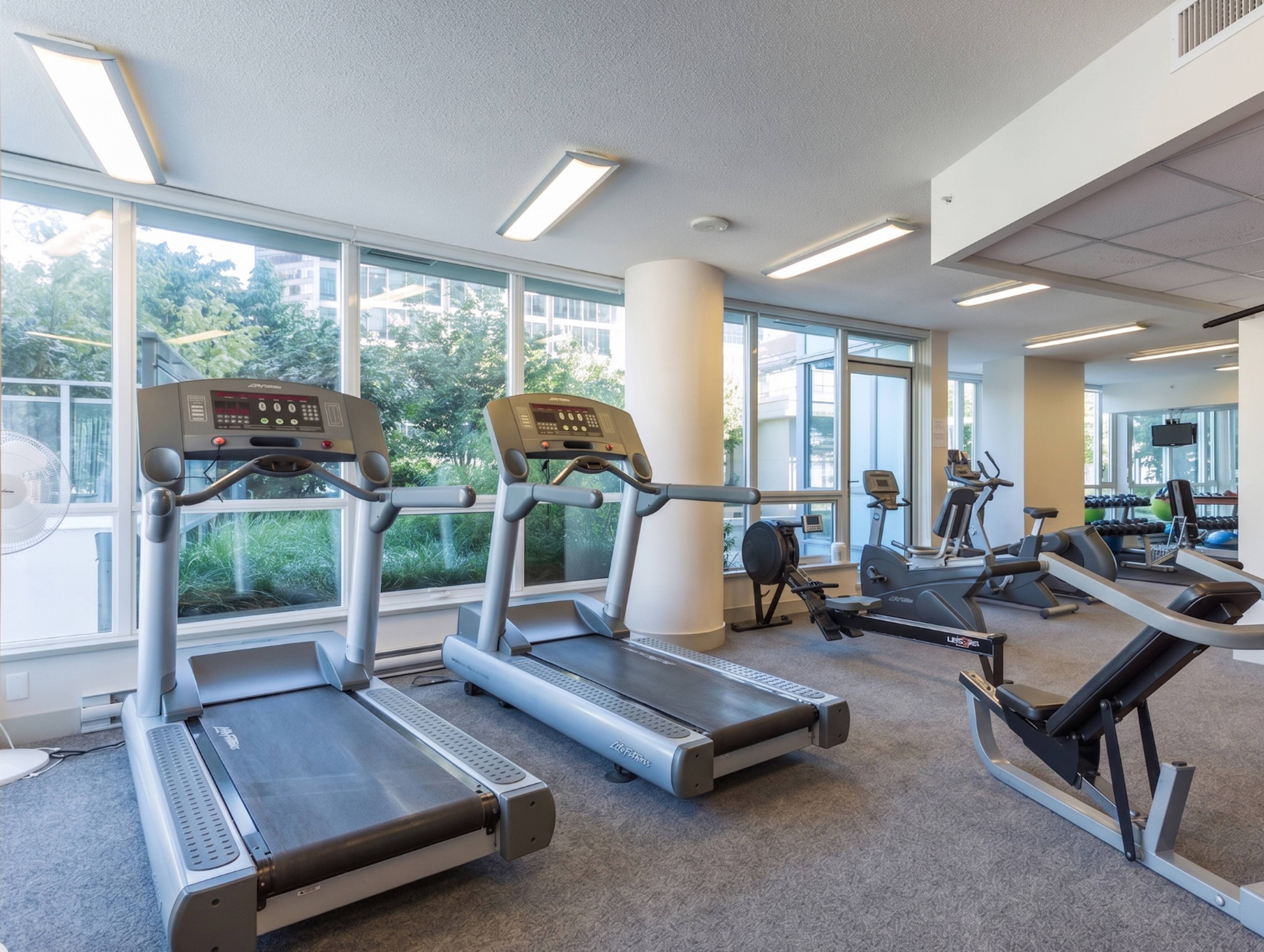单间 for rent $1,400 / 月