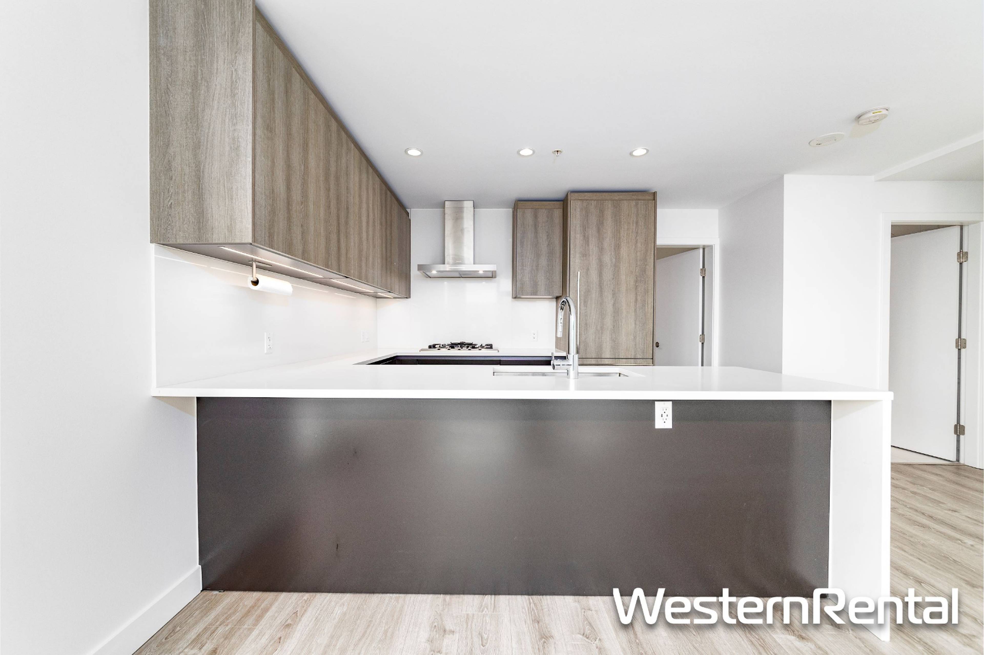3 ch.  · 2 s. de bains for rent $3,800 / mois