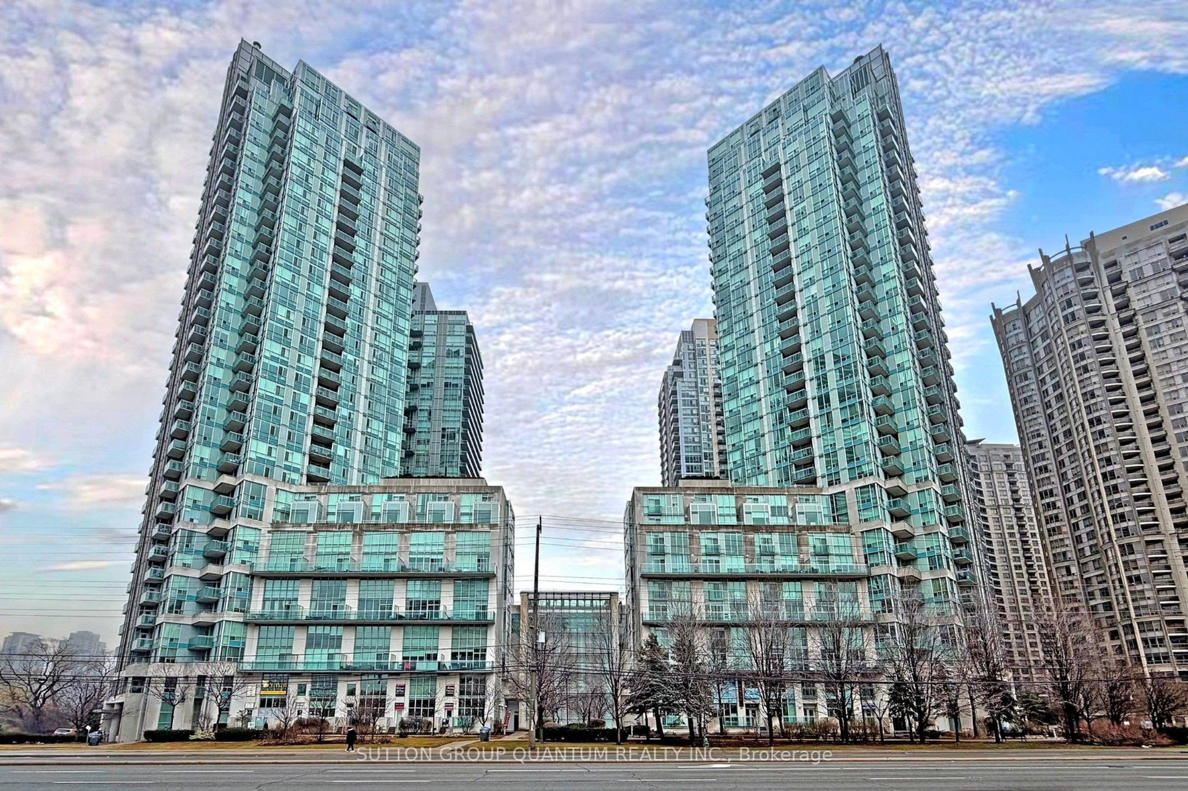 1 ch.  · 1 s. de bains for rent $1,100 / mois