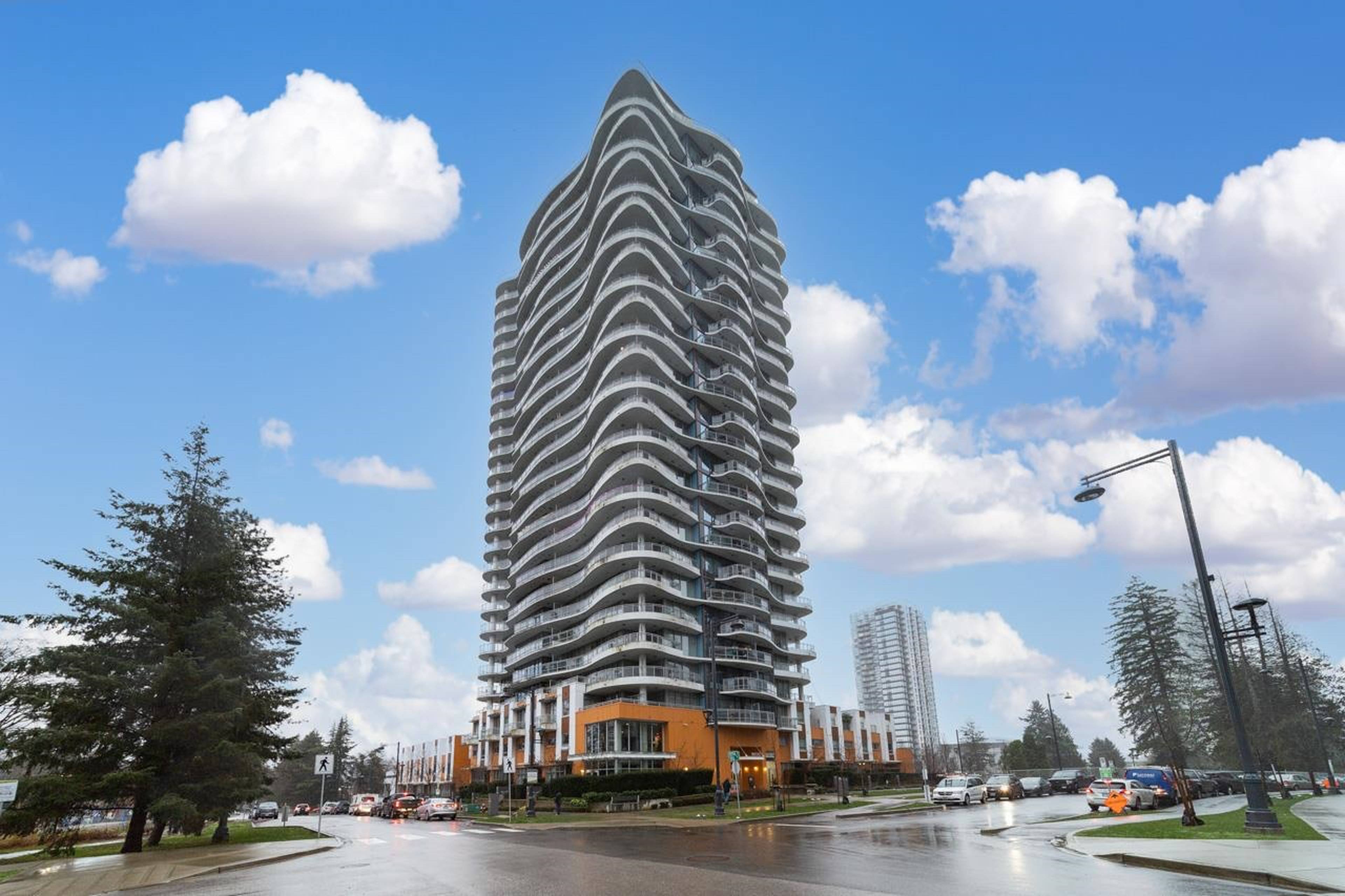 2 室  · 1 卫 for rent $2,000 / 月