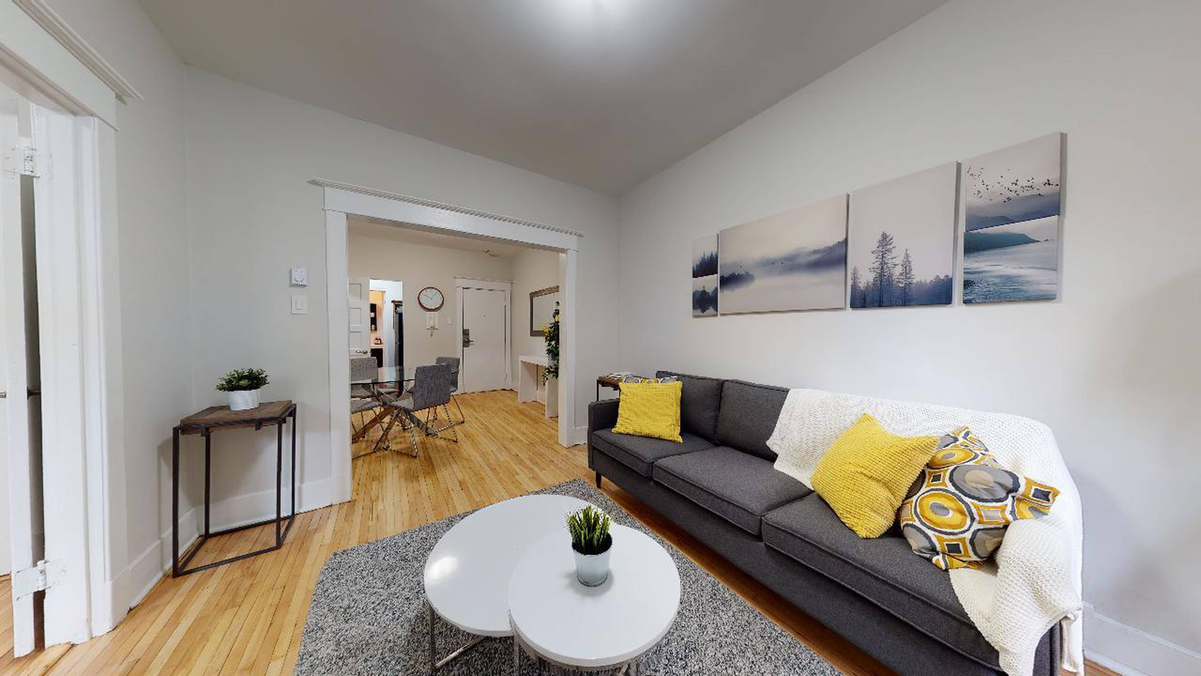 2 ch.  · 1 s. de bains for rent $1,749 / mois