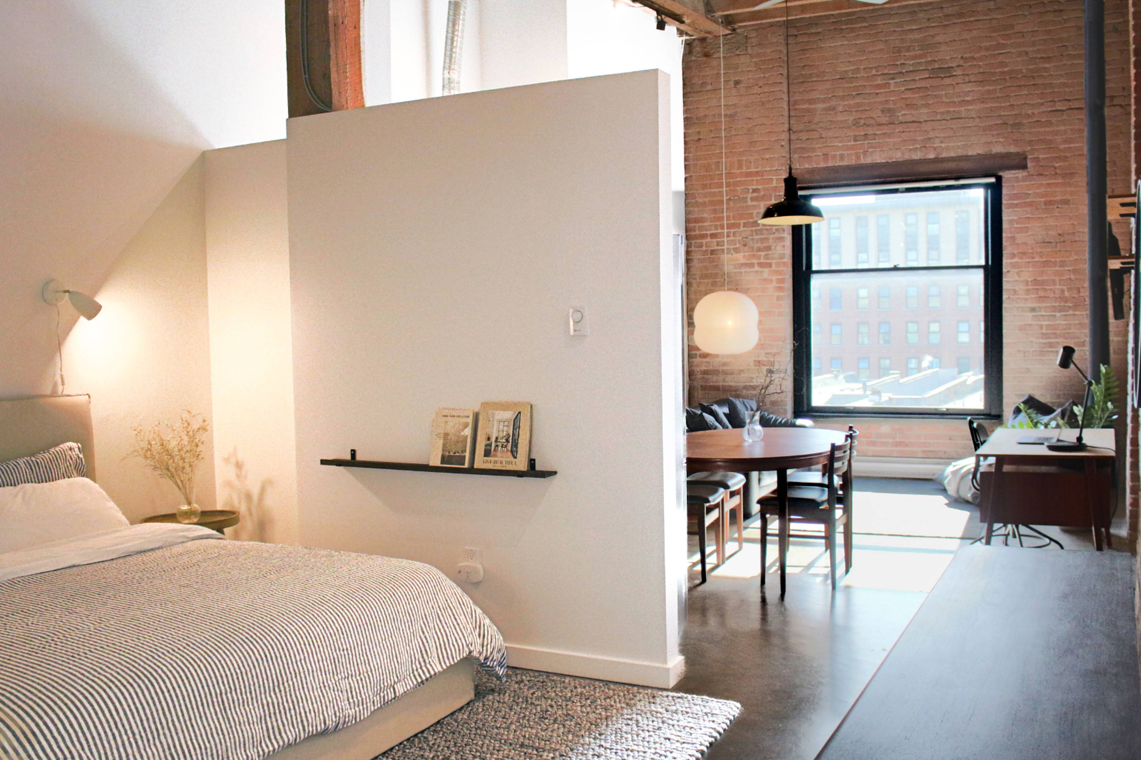1 室  · 1 卫 for rent $3,300 / 月
