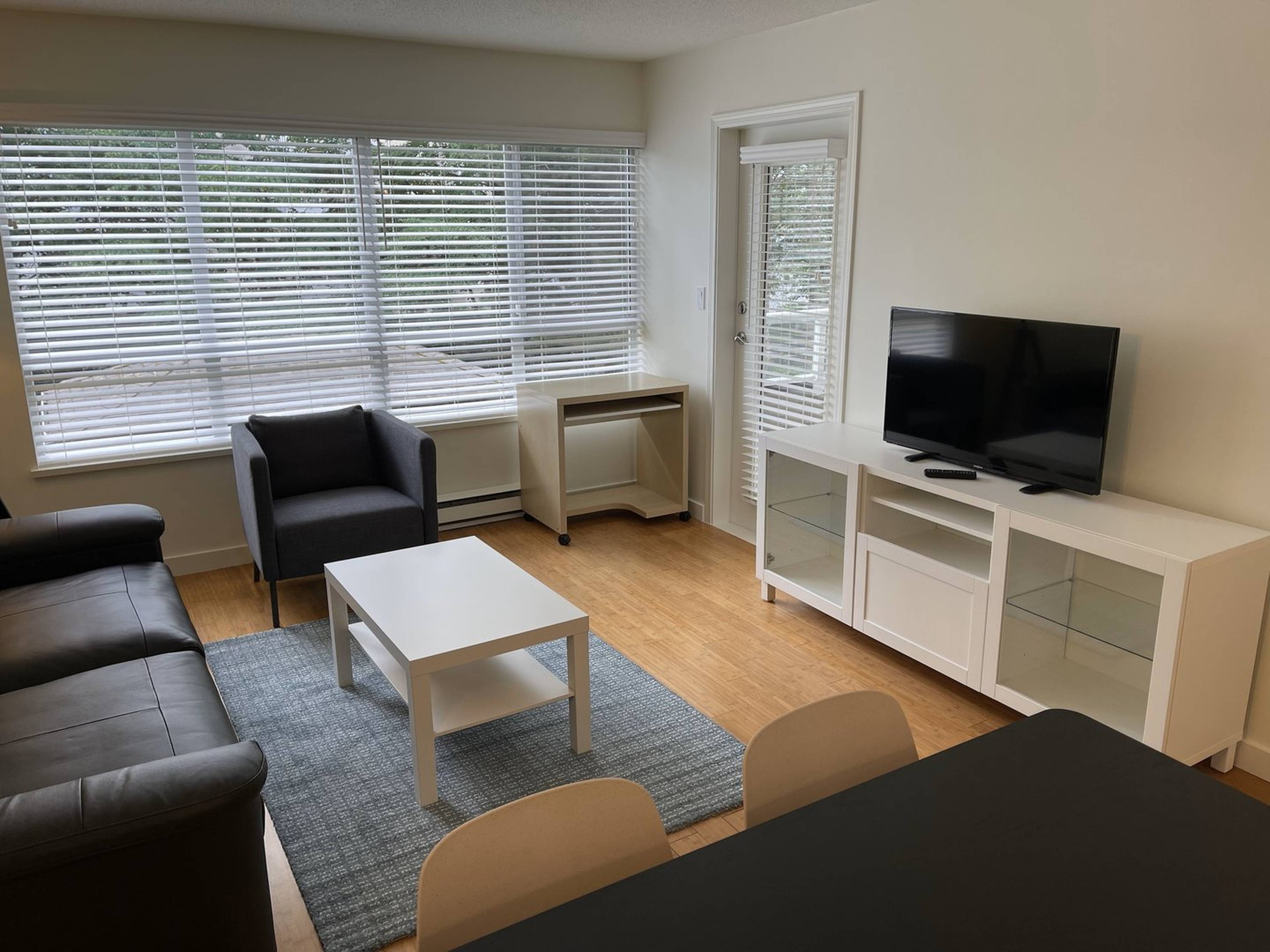 1 室  · 1 卫 for rent $2,250 / 月