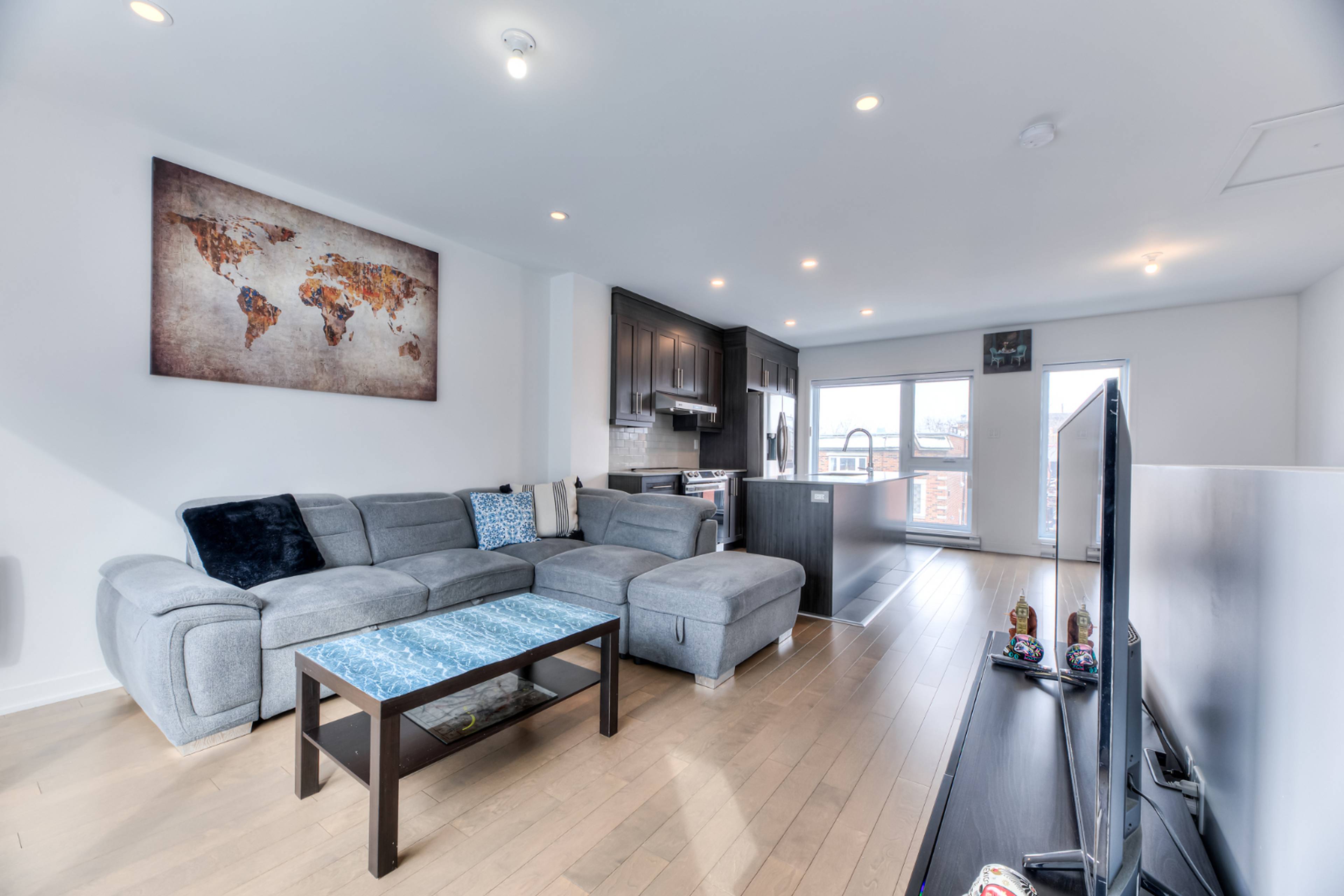 2 Bed  · 1 Bath for rent $2,400 / month