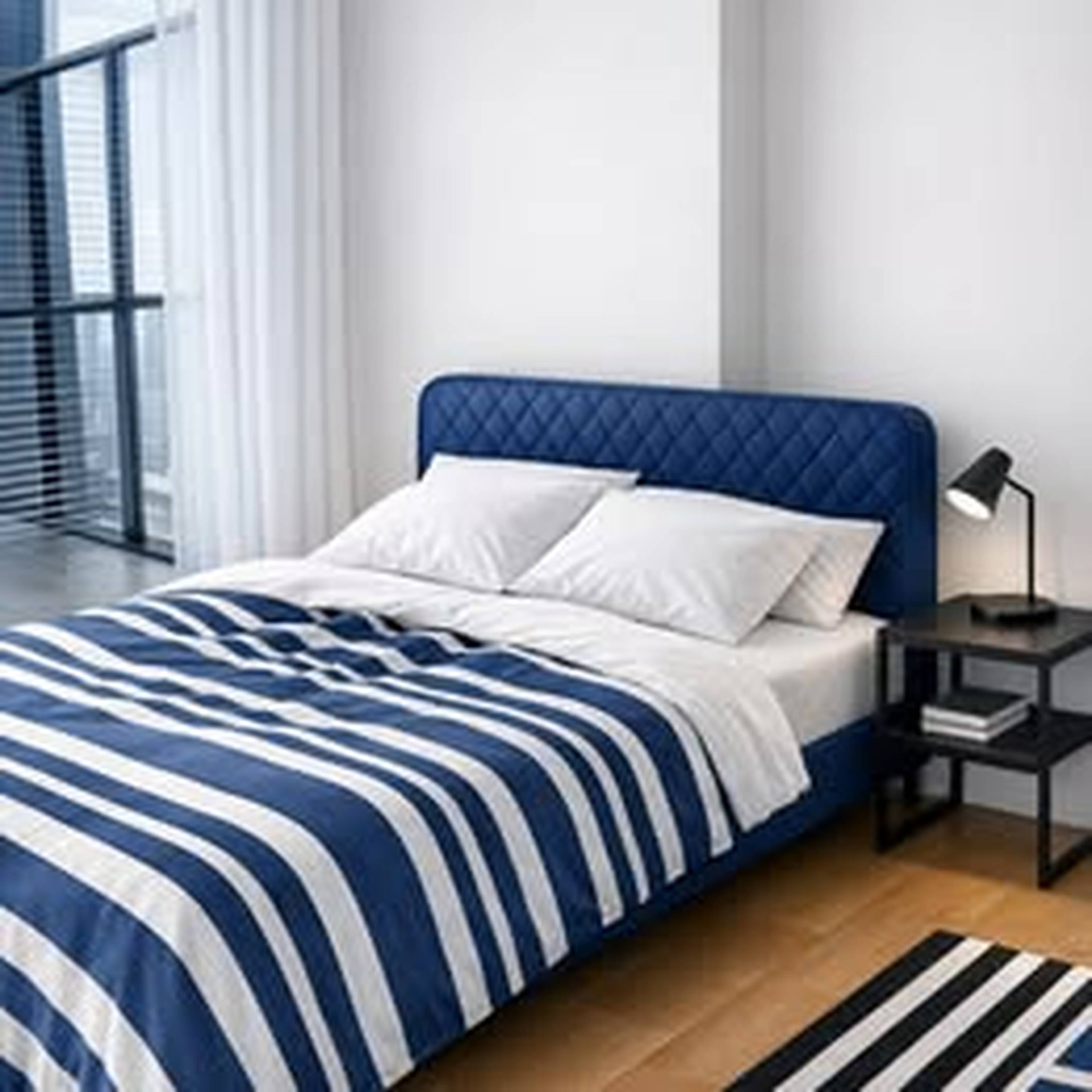 1 室  · 1 卫 for rent $2,300 / 月