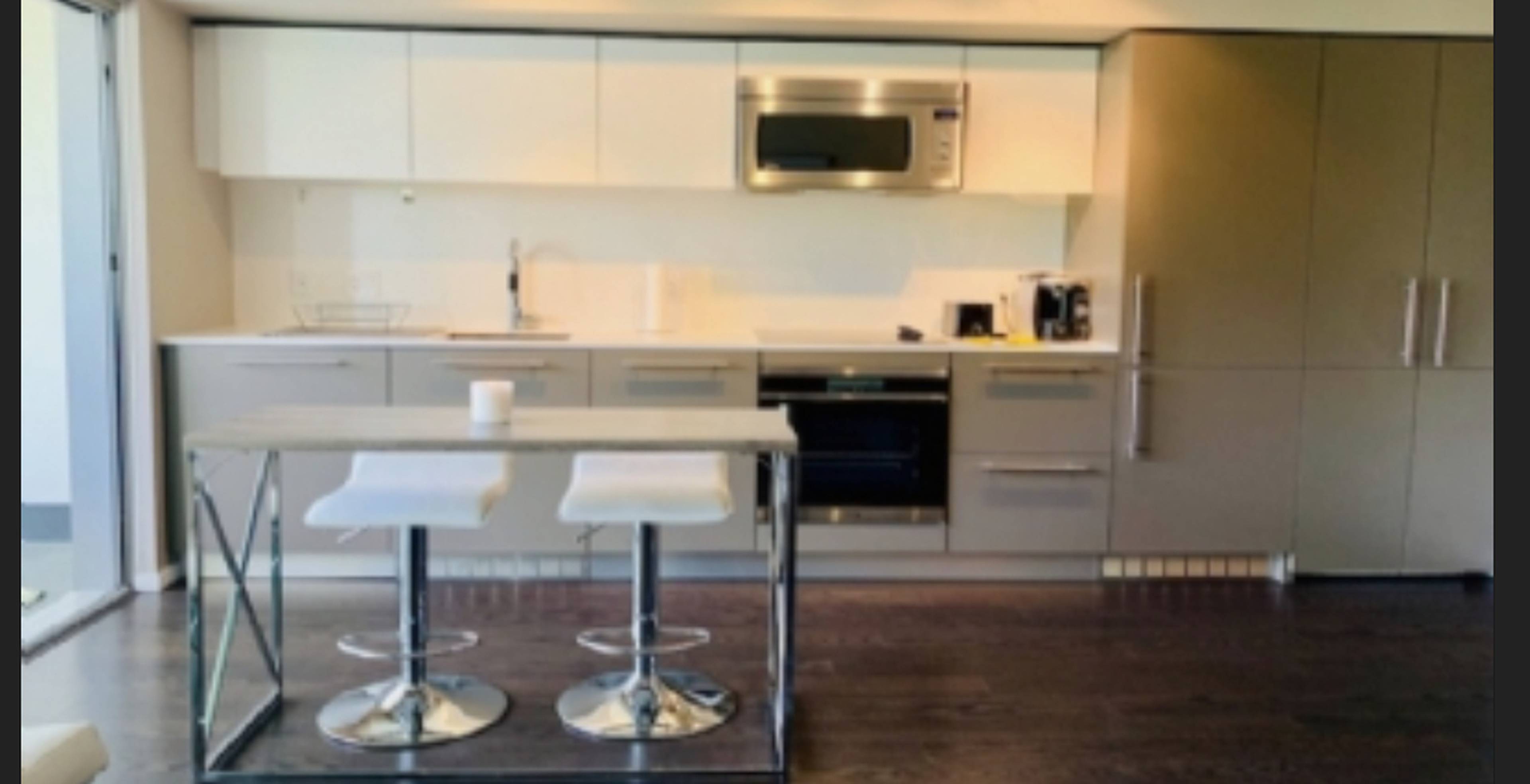 1 ch.  · 1 s. de bains for rent $2,999 / mois