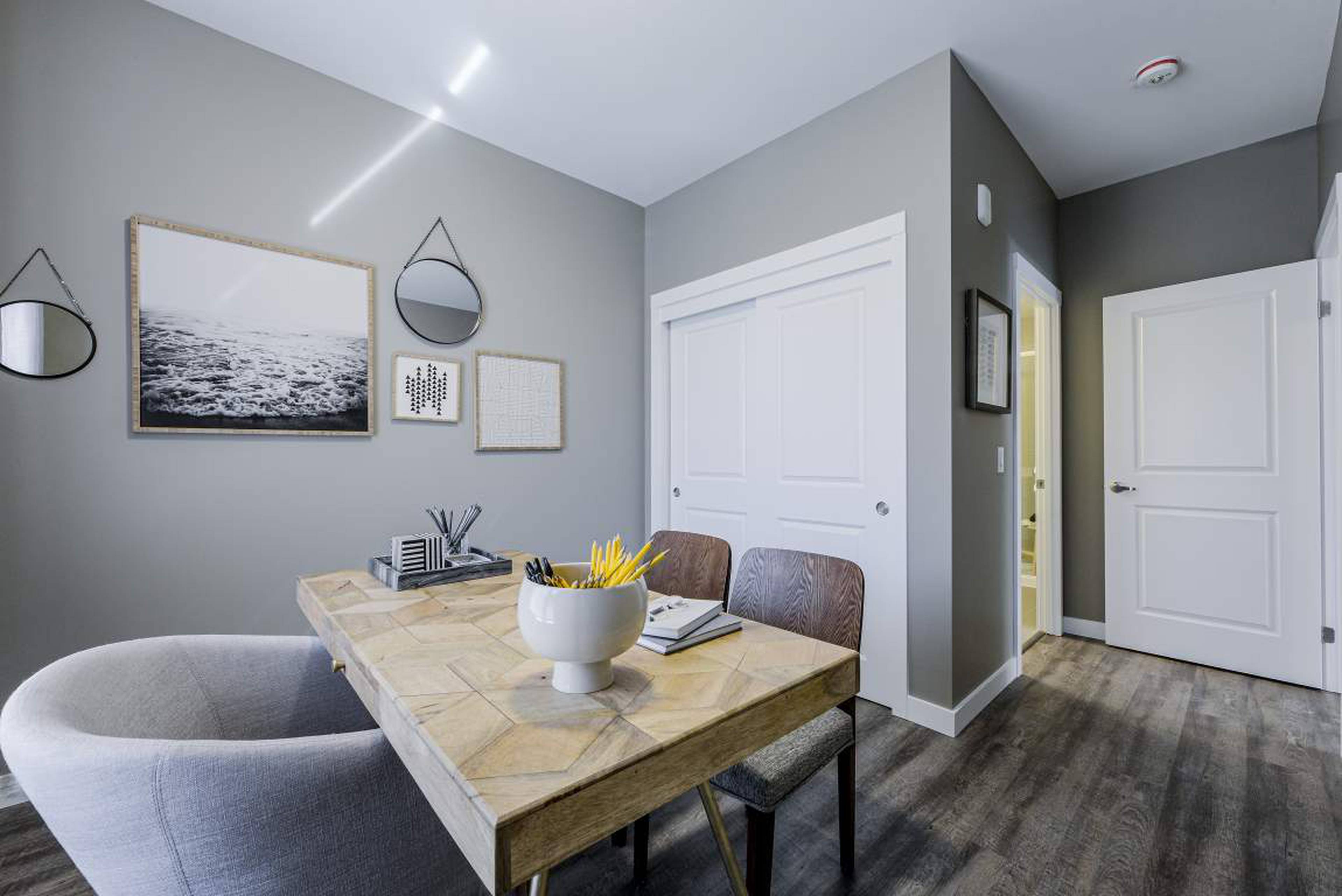 1 ch.  · 1 s. de bains for rent $1,999 / mois