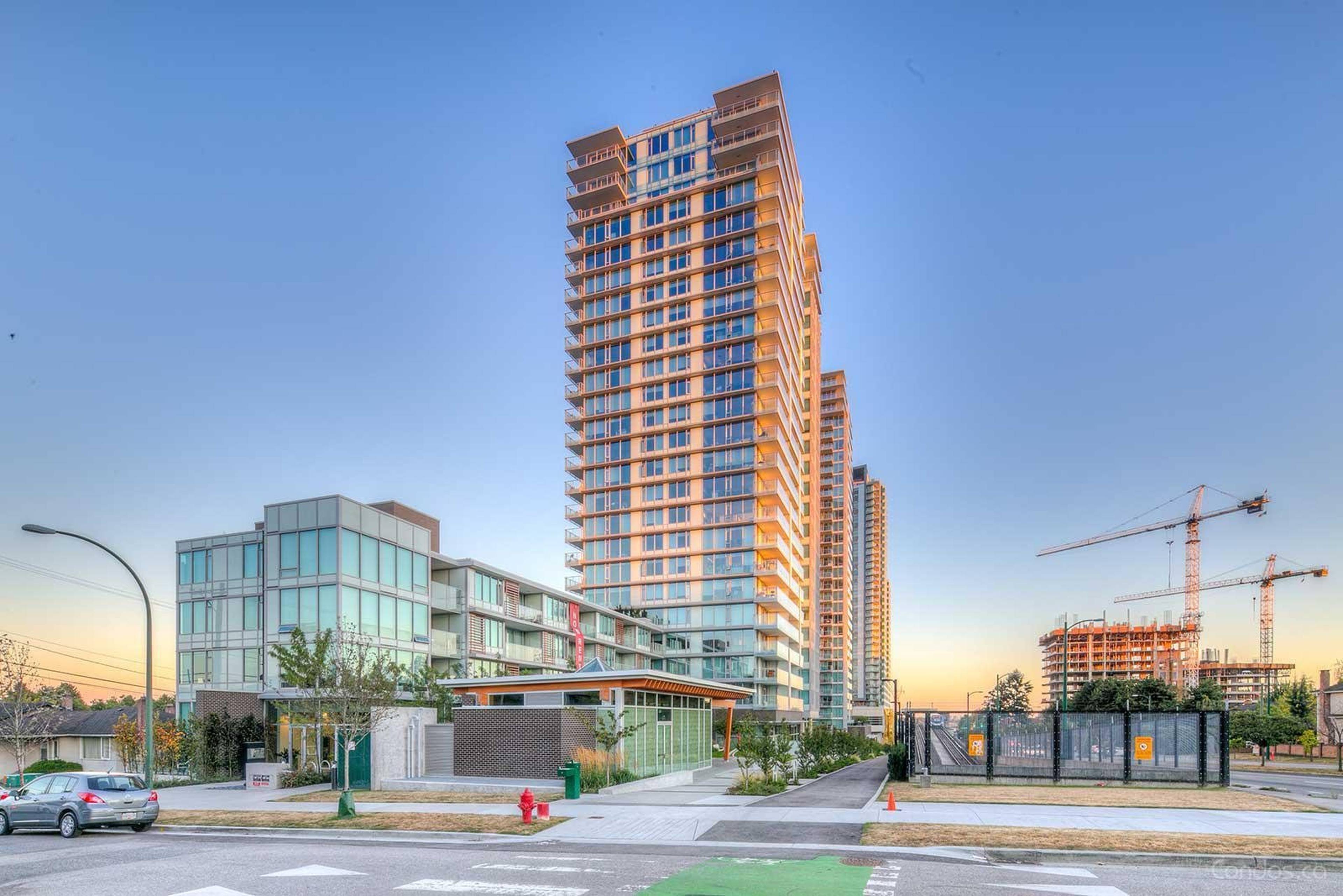1 ch.  · 1 s. de bains for rent $2,350 / mois
