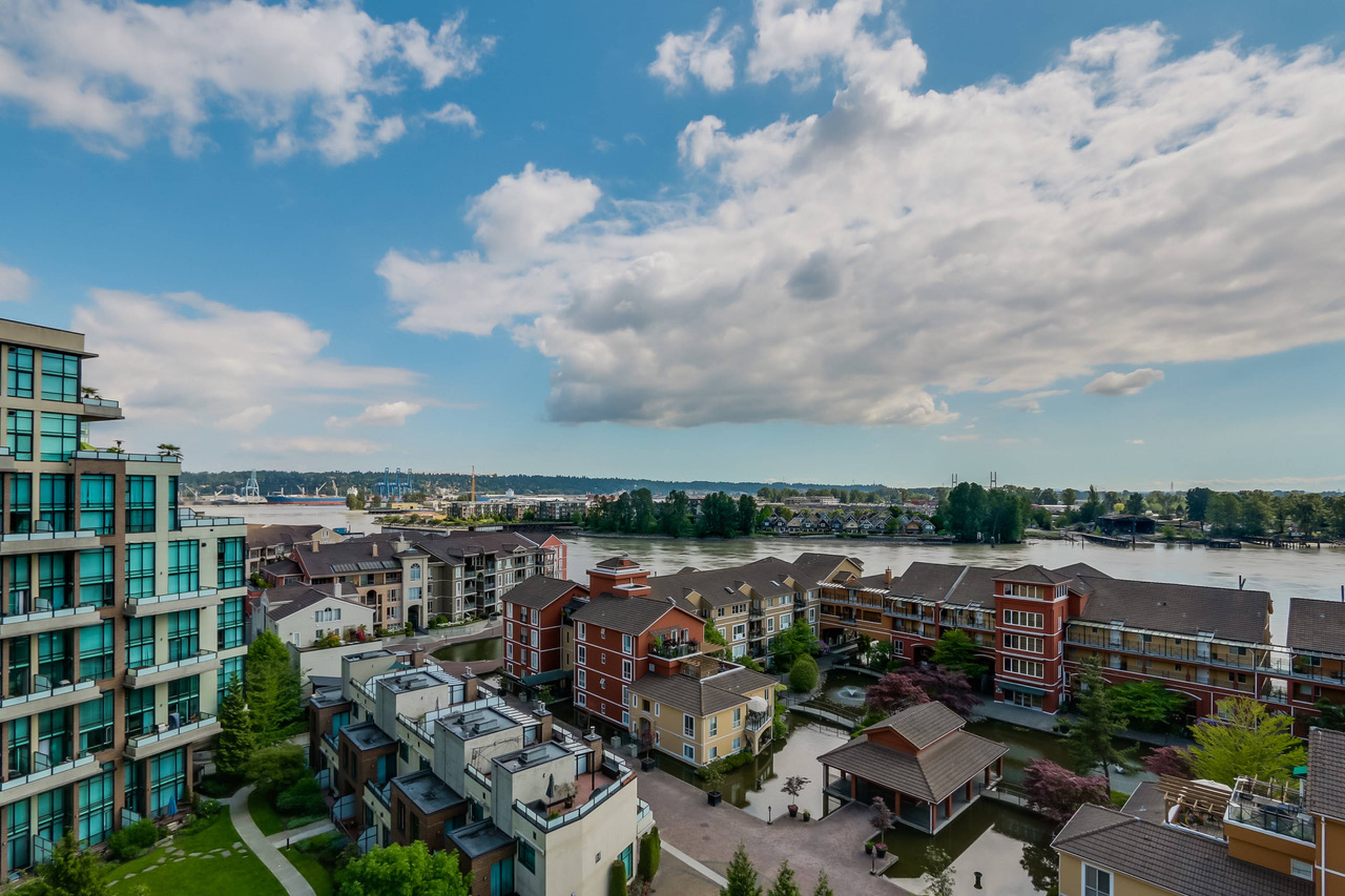 1 室  · 1.5 卫 for rent $2,385 / 月
