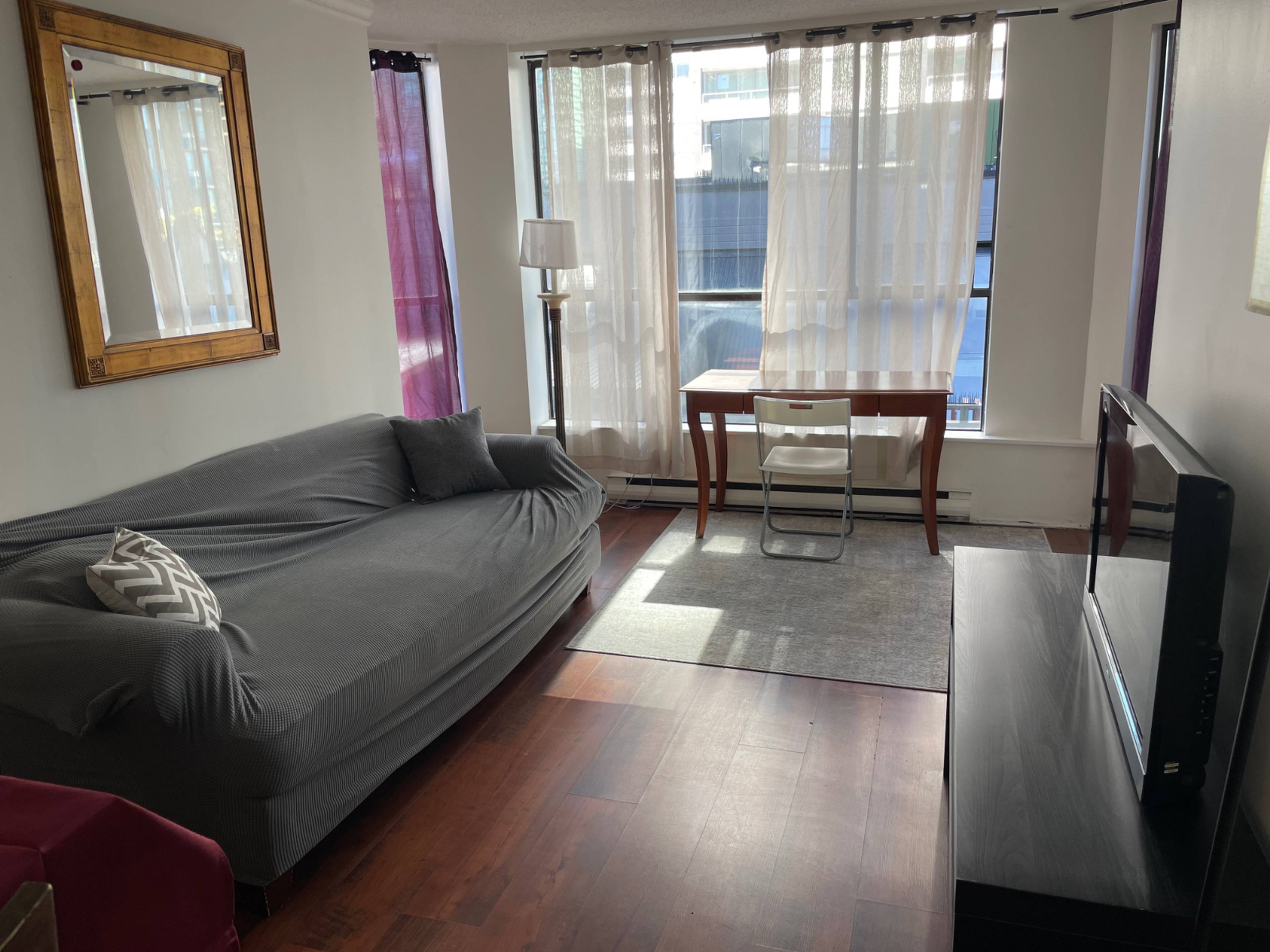 2 ch.  · 1 s. de bains for rent $2,895 / mois